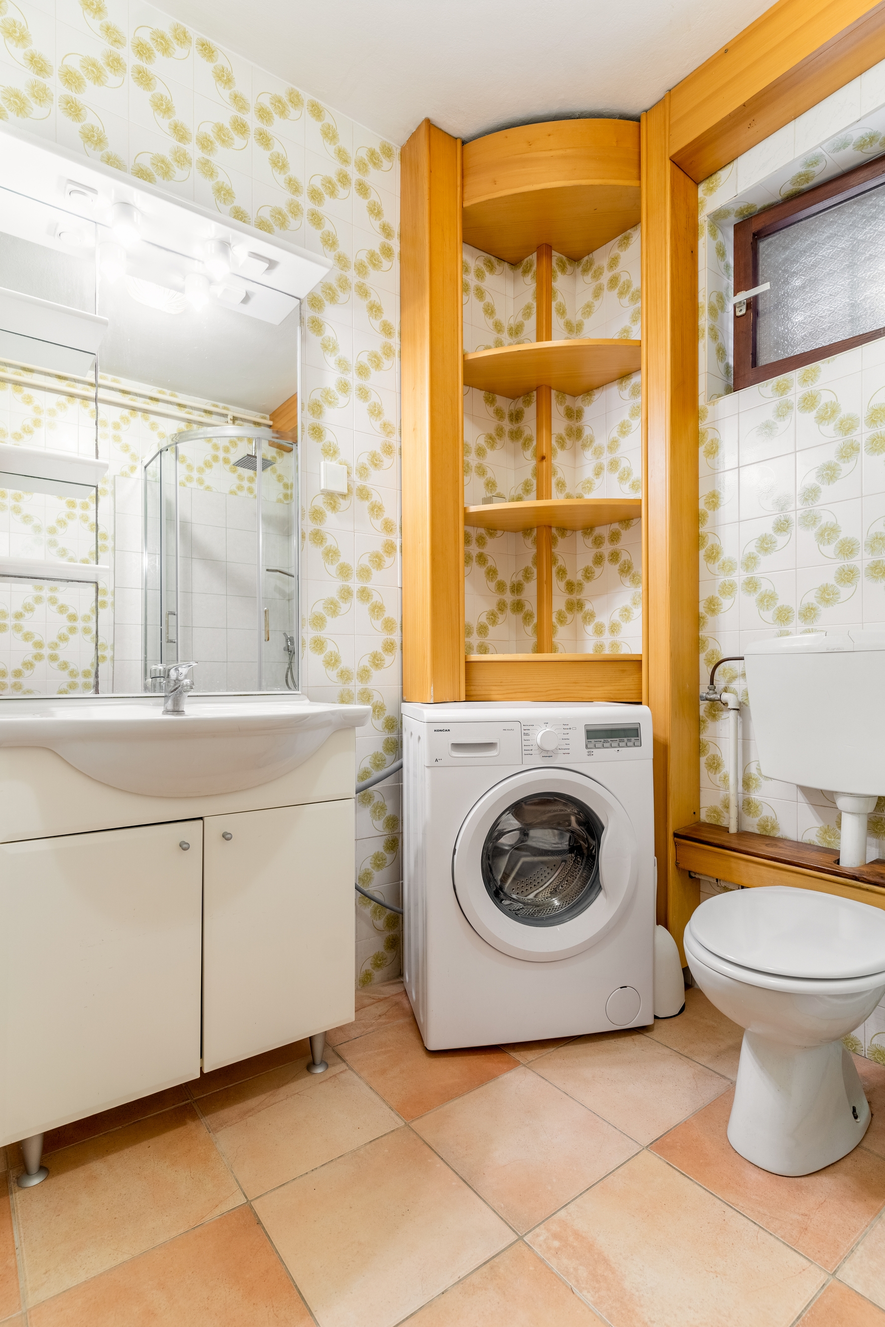 Two bedroom apartment with terrace Mali Lošinj, Lošinj  A-b