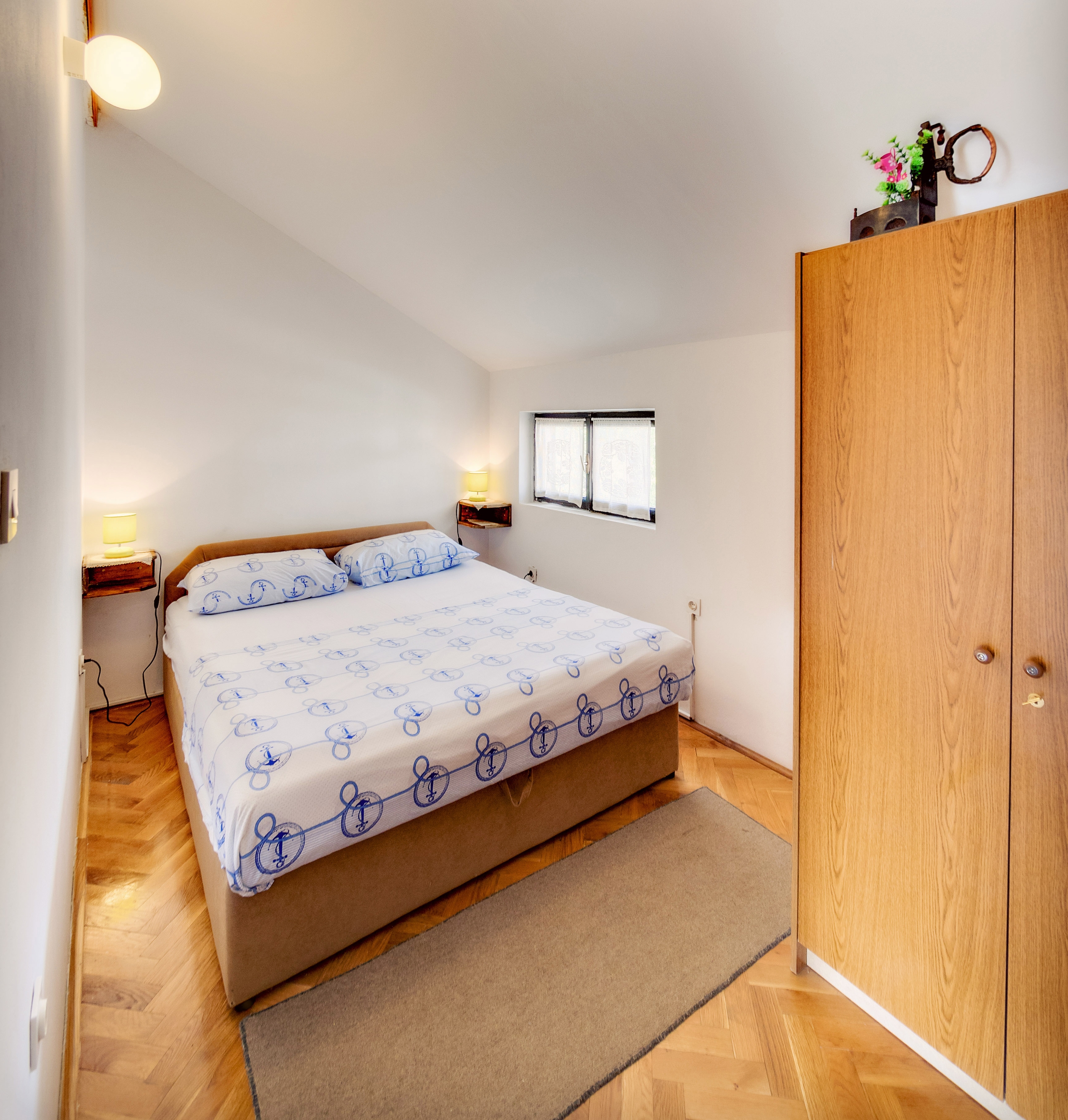 Two bedroom apartment with terrace and sea view Grebaštica, Šibenik  A-a