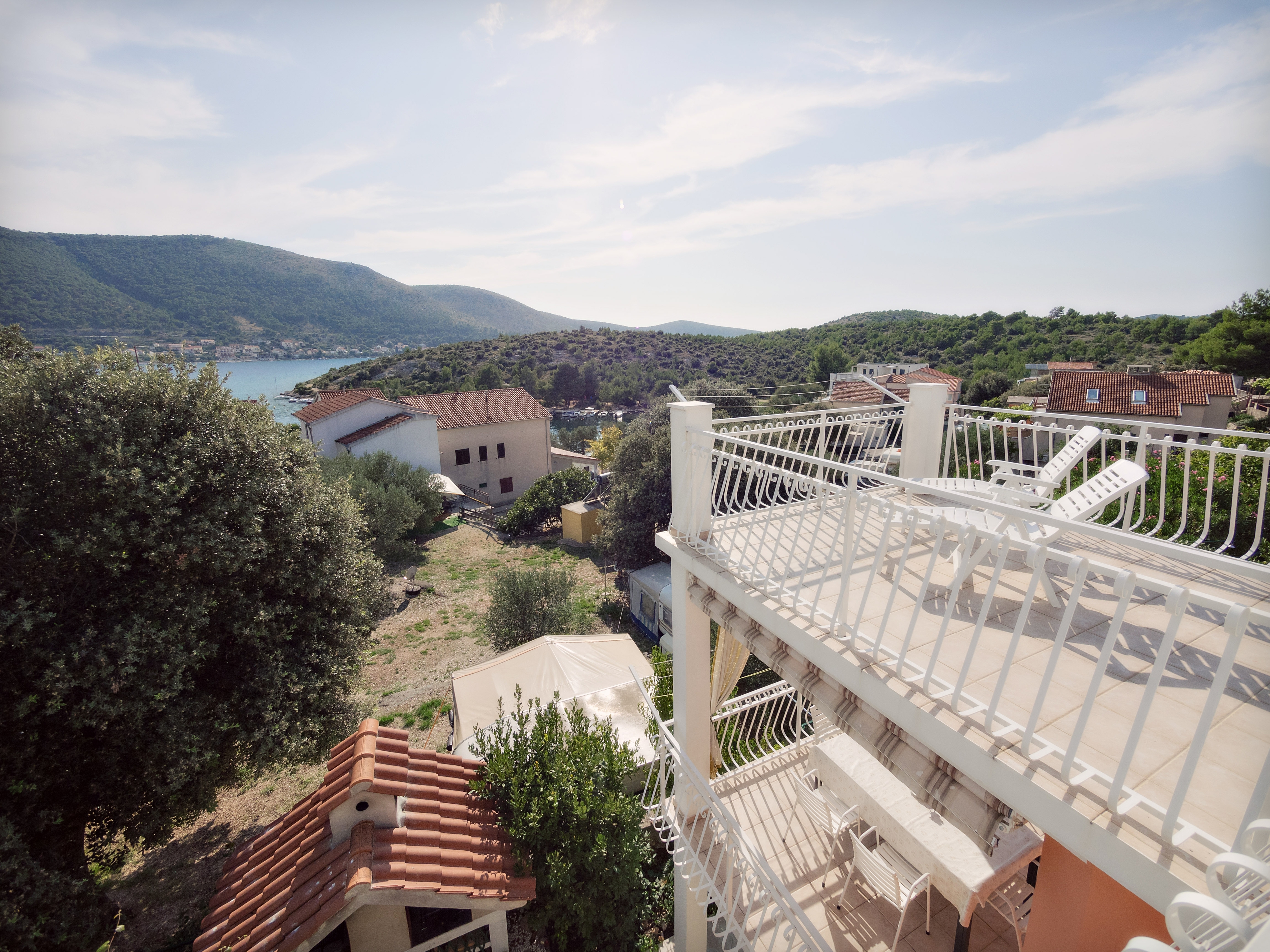 Two bedroom apartment with terrace and sea view Grebaštica, Šibenik  A-a