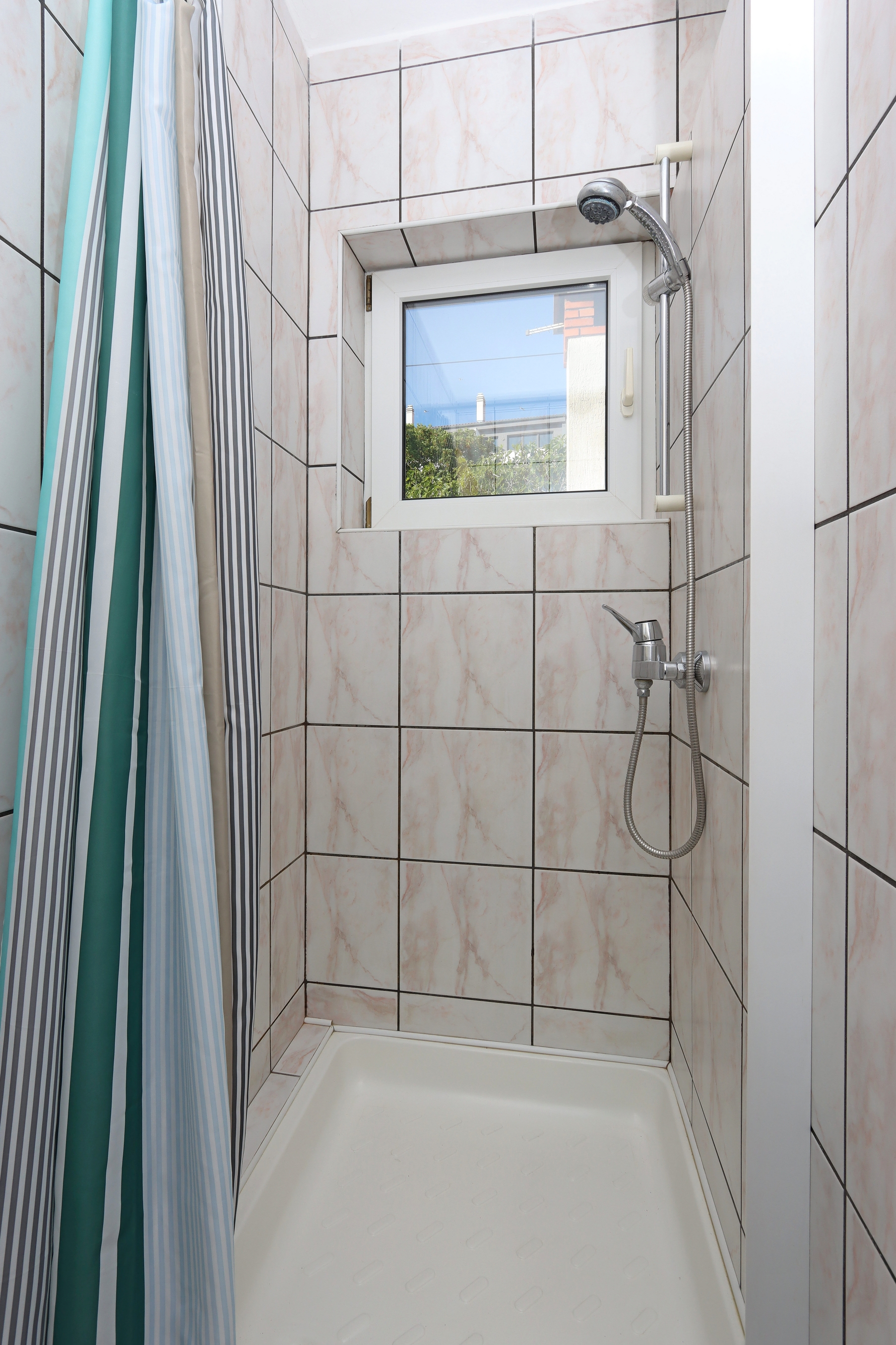 Two bedroom apartment with balcony and sea view Crikvenica  A-c