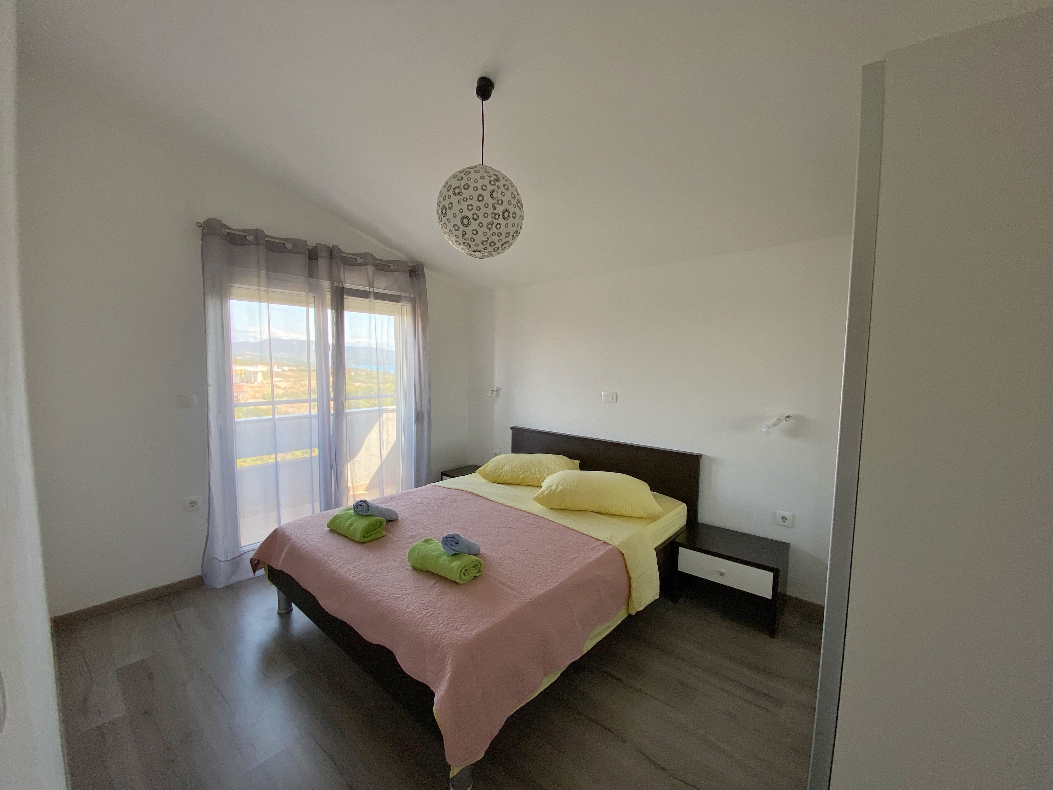 Two bedroom apartment with terrace and sea view Maslenica, Novigrad  A-b