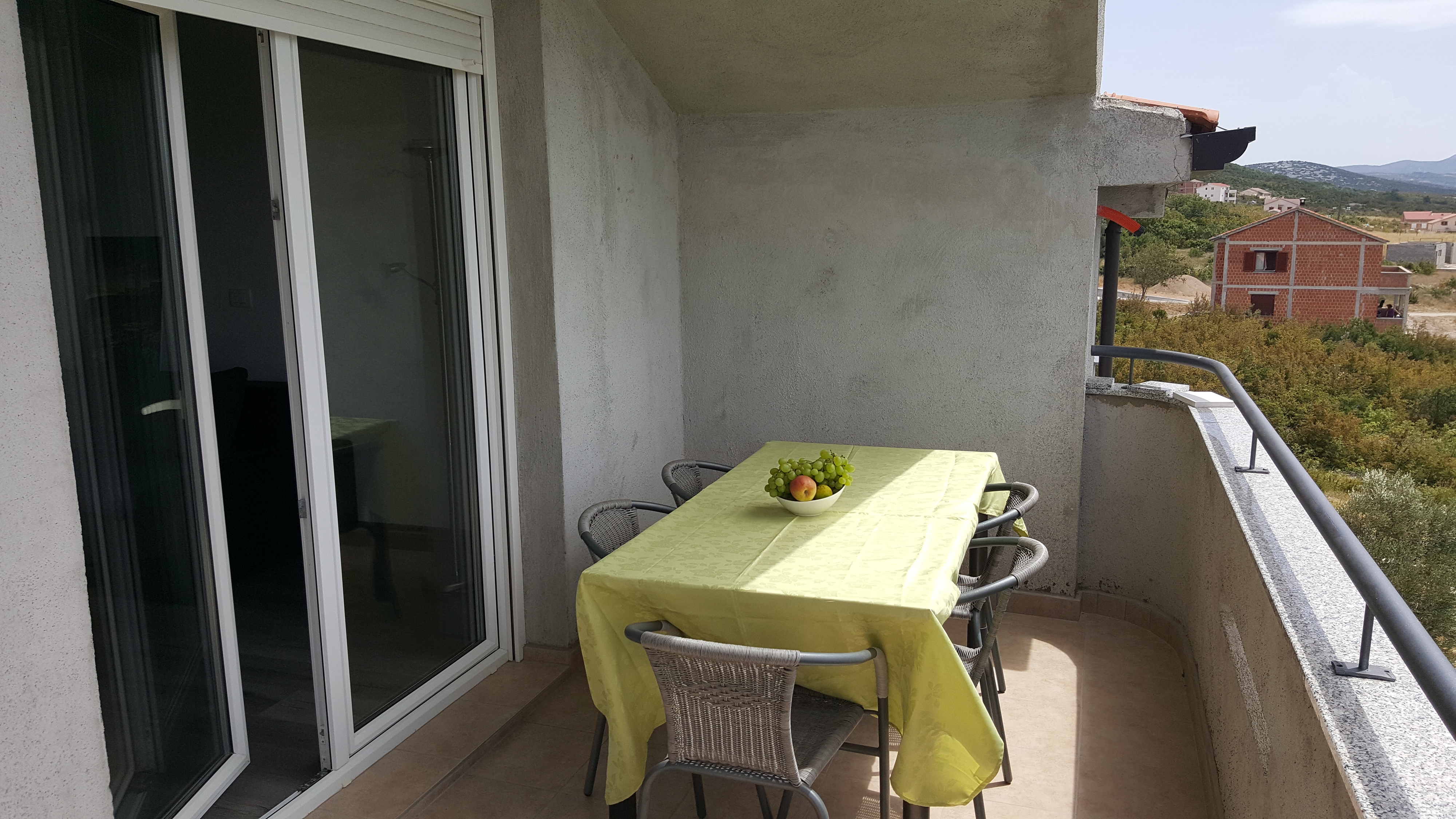 Two bedroom apartment with terrace and sea view Maslenica, Novigrad  A-b