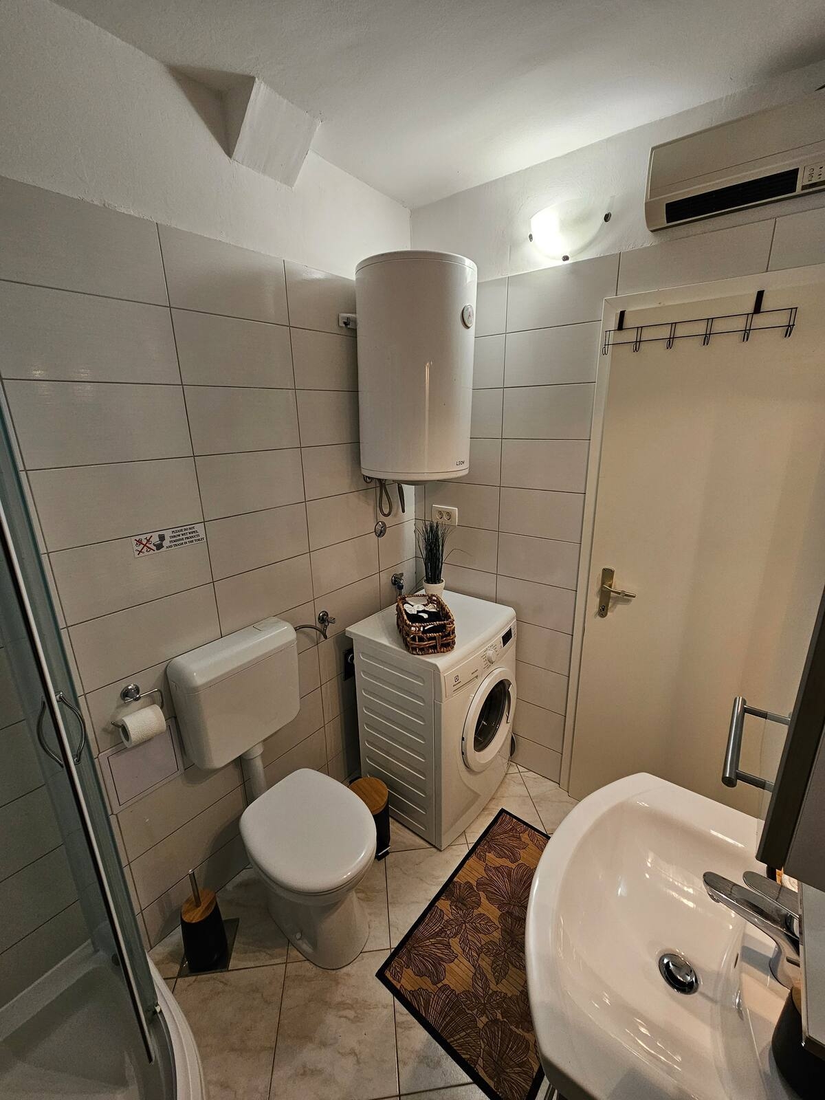 One bedroom apartment with balcony Split  A-a