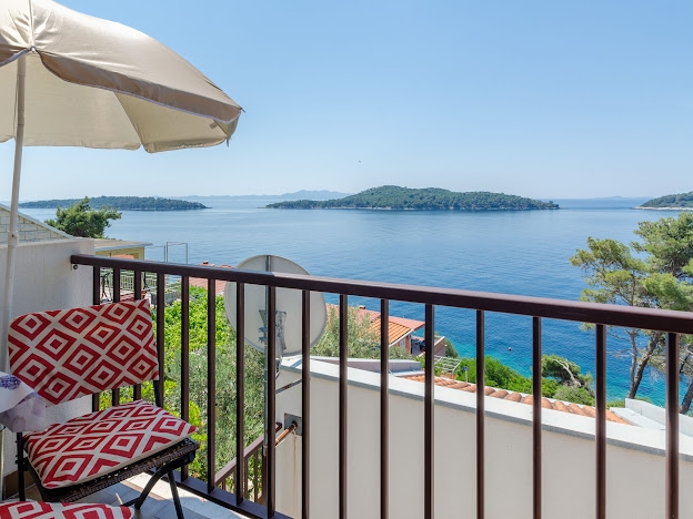 Studio flat near beach Prižba, Korčula (AS-12648-a)