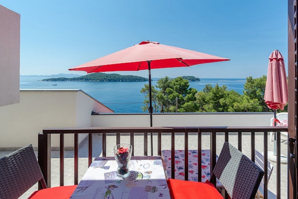 Studio flat near beach Prižba, Korčula (AS-12648-b) Studio flat near beach Prižba, Korčula (AS-12648-b)