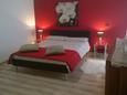 Slaapkamer 2 Kaldir, Slaapkamer 2 in the house, (pet friendly) en WiFi.