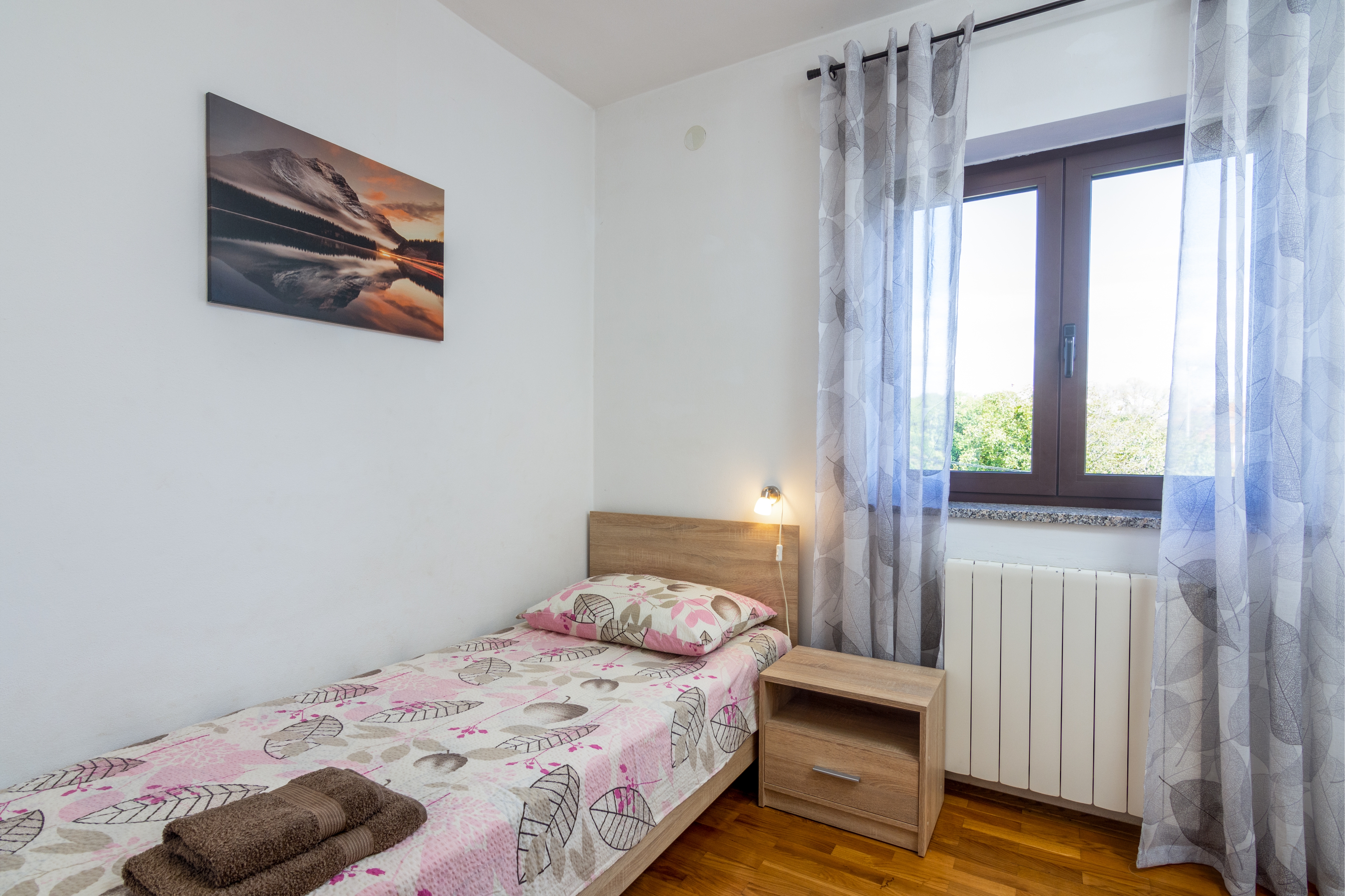 Three bedroom apartment with terrace Rovinj  A-a