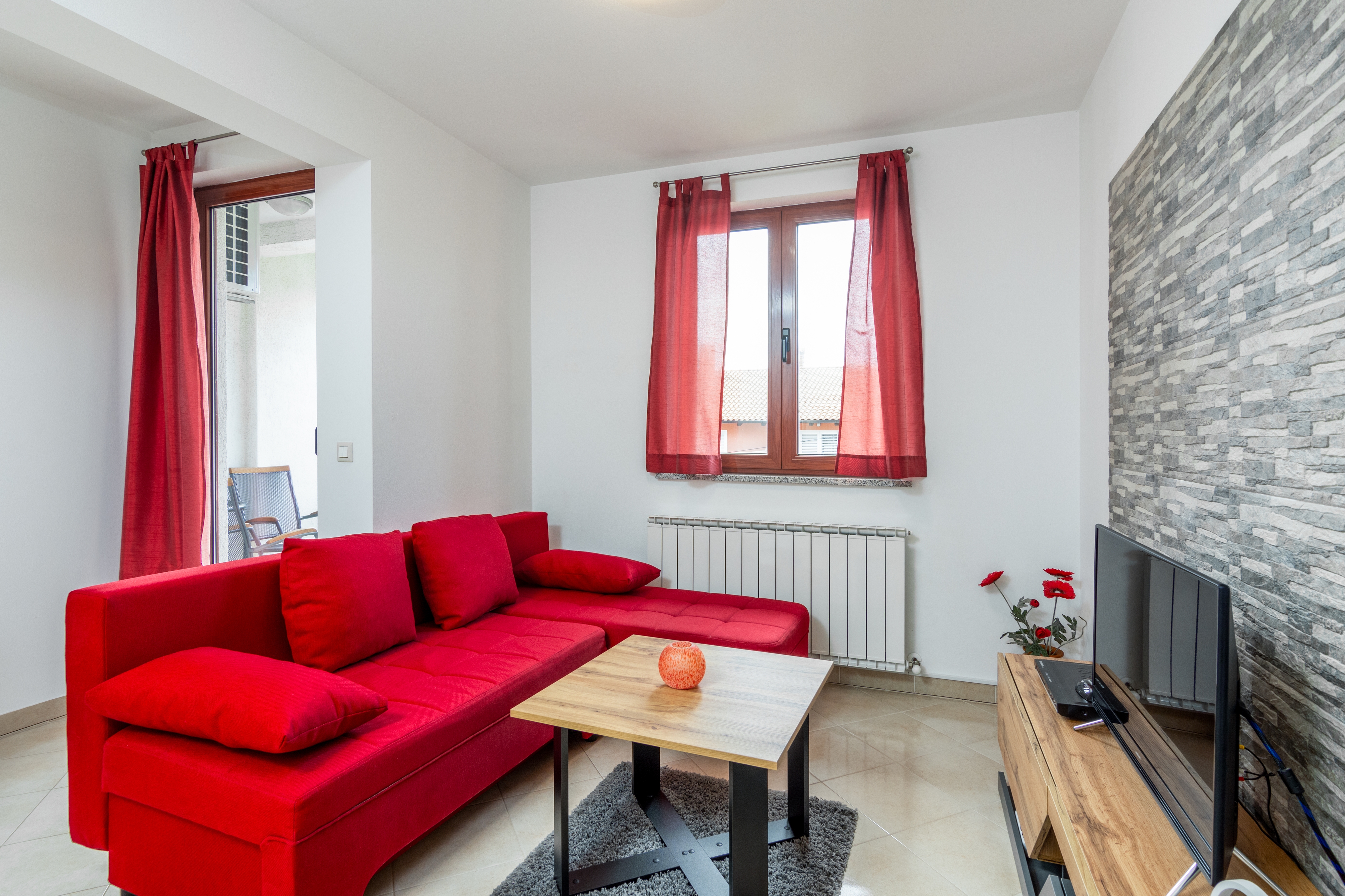 One bedroom apartment with terrace Rovinj (A-12656-b)