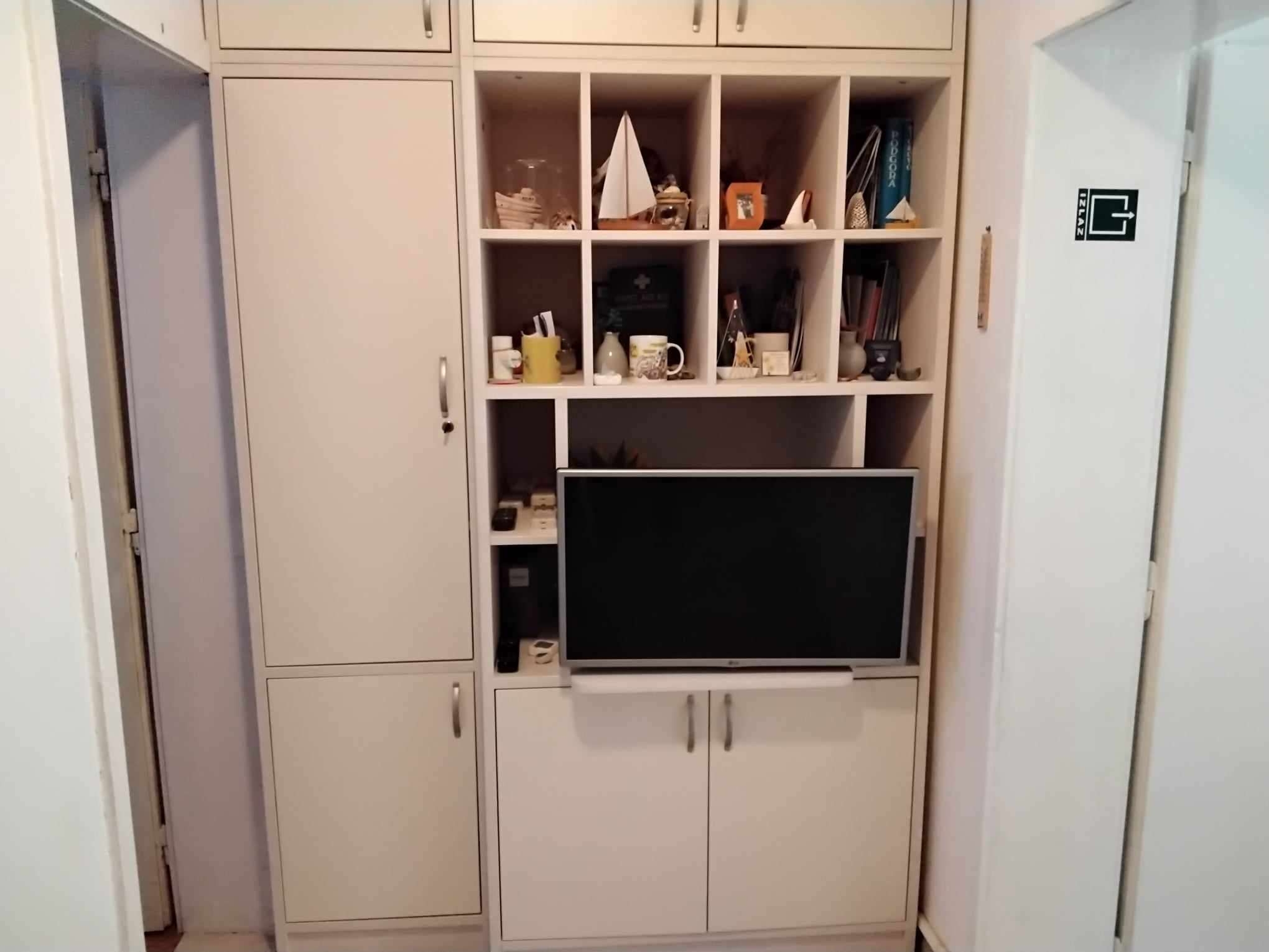 Three bedroom apartment near beach Podgora, Makarska (A-12669-a)