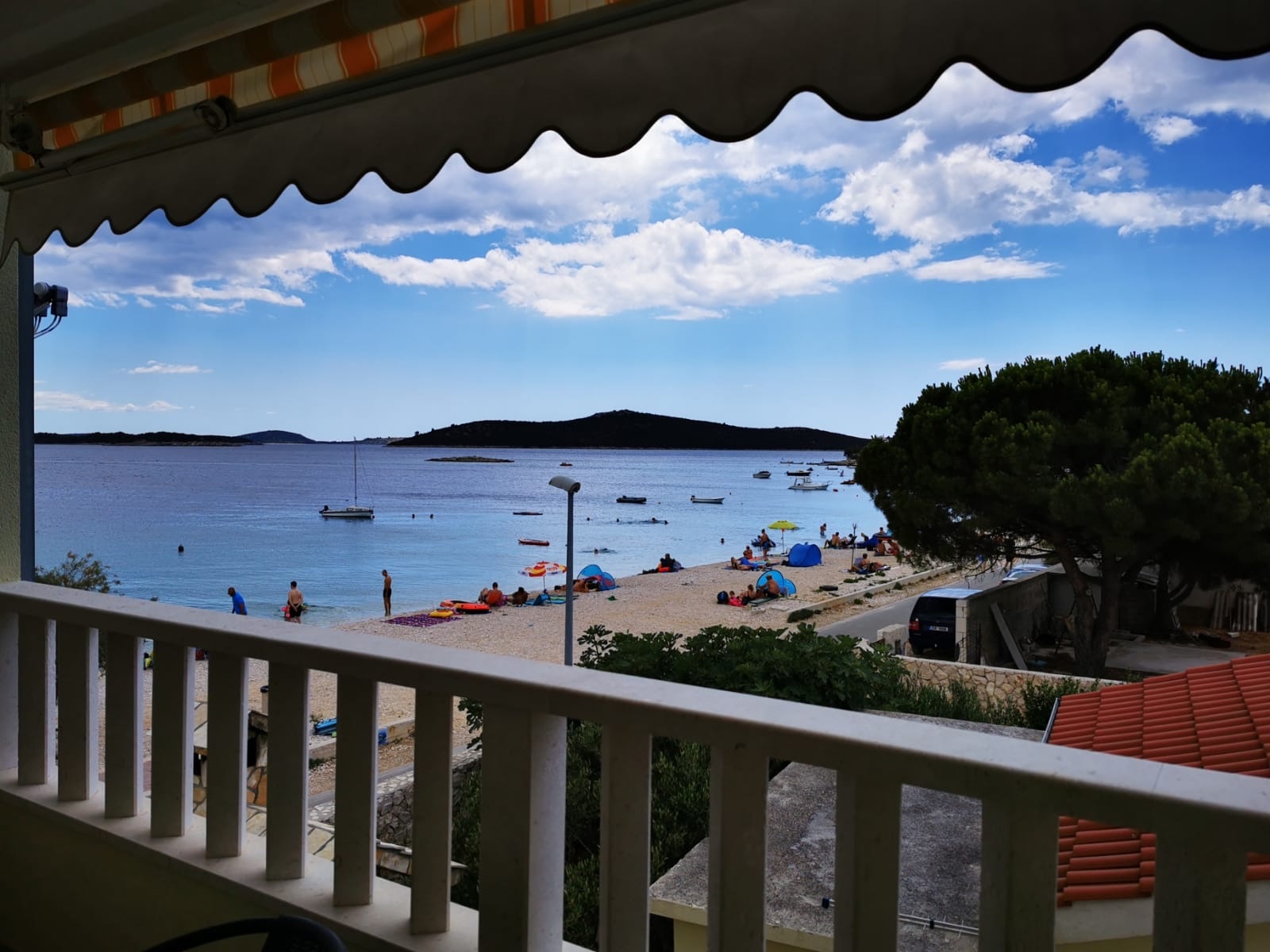 Two bedroom apartment near beach Sevid, Trogir  A-a