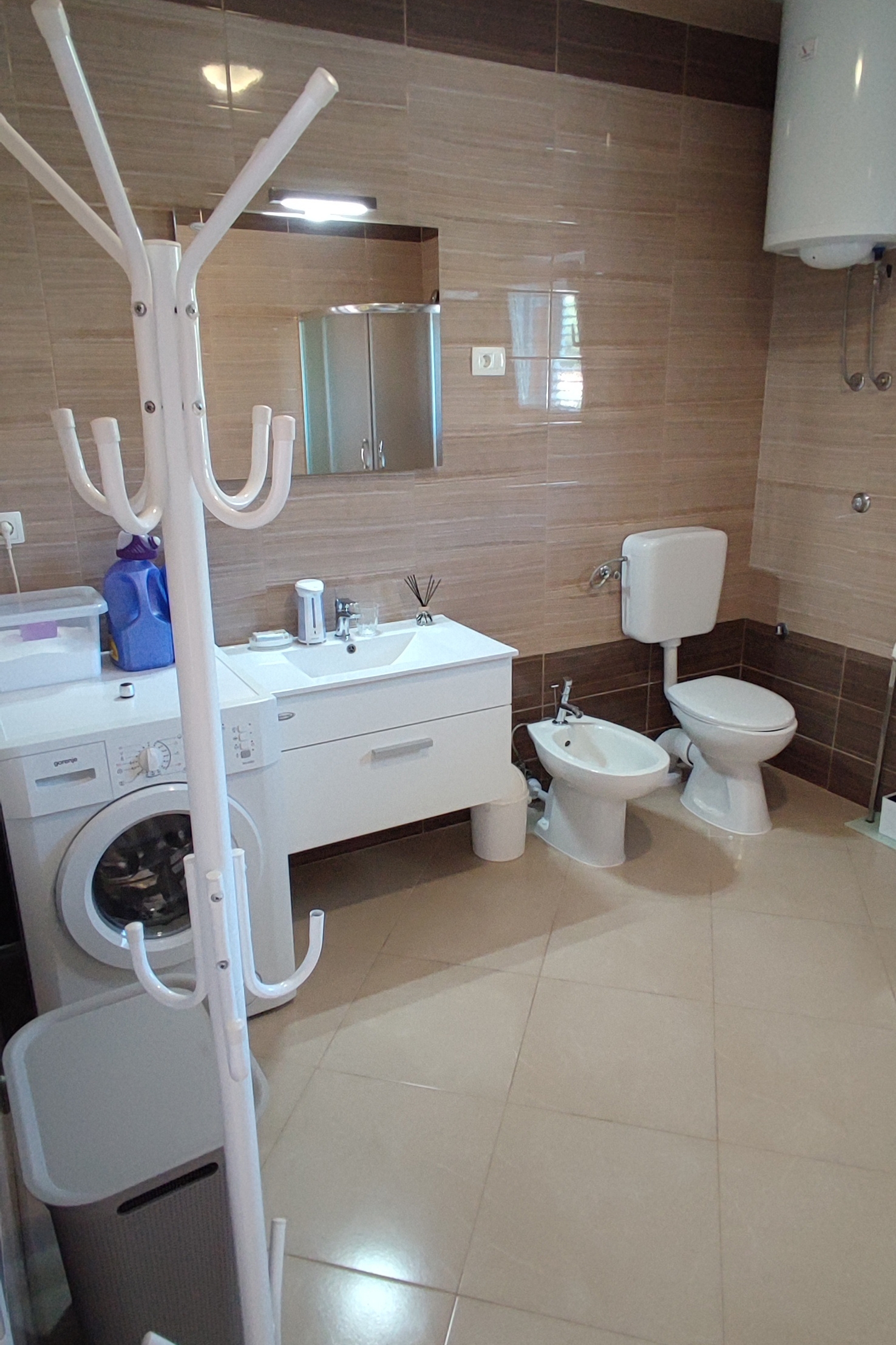 Two bedroom apartment with terrace and sea view Vinišće, Trogir  A-b