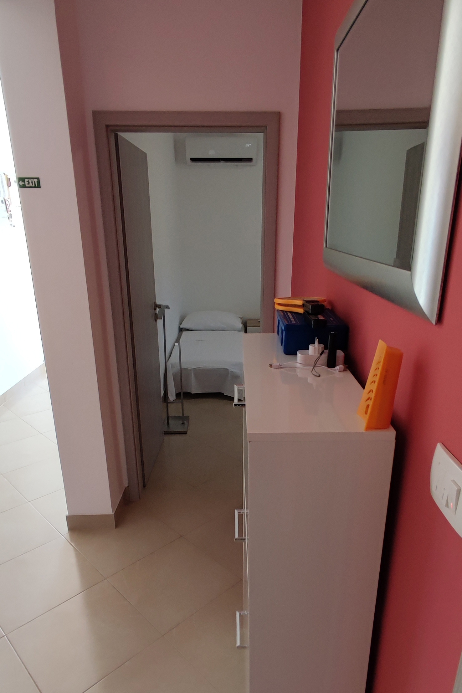 Two bedroom apartment with terrace and sea view Vinišće, Trogir  A-b