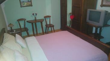 Spalnica Gredice, Spalnica v nastanitvi vrste room, dostopna klima, Hišni ljubljenčki dovoljeni in WiFi.