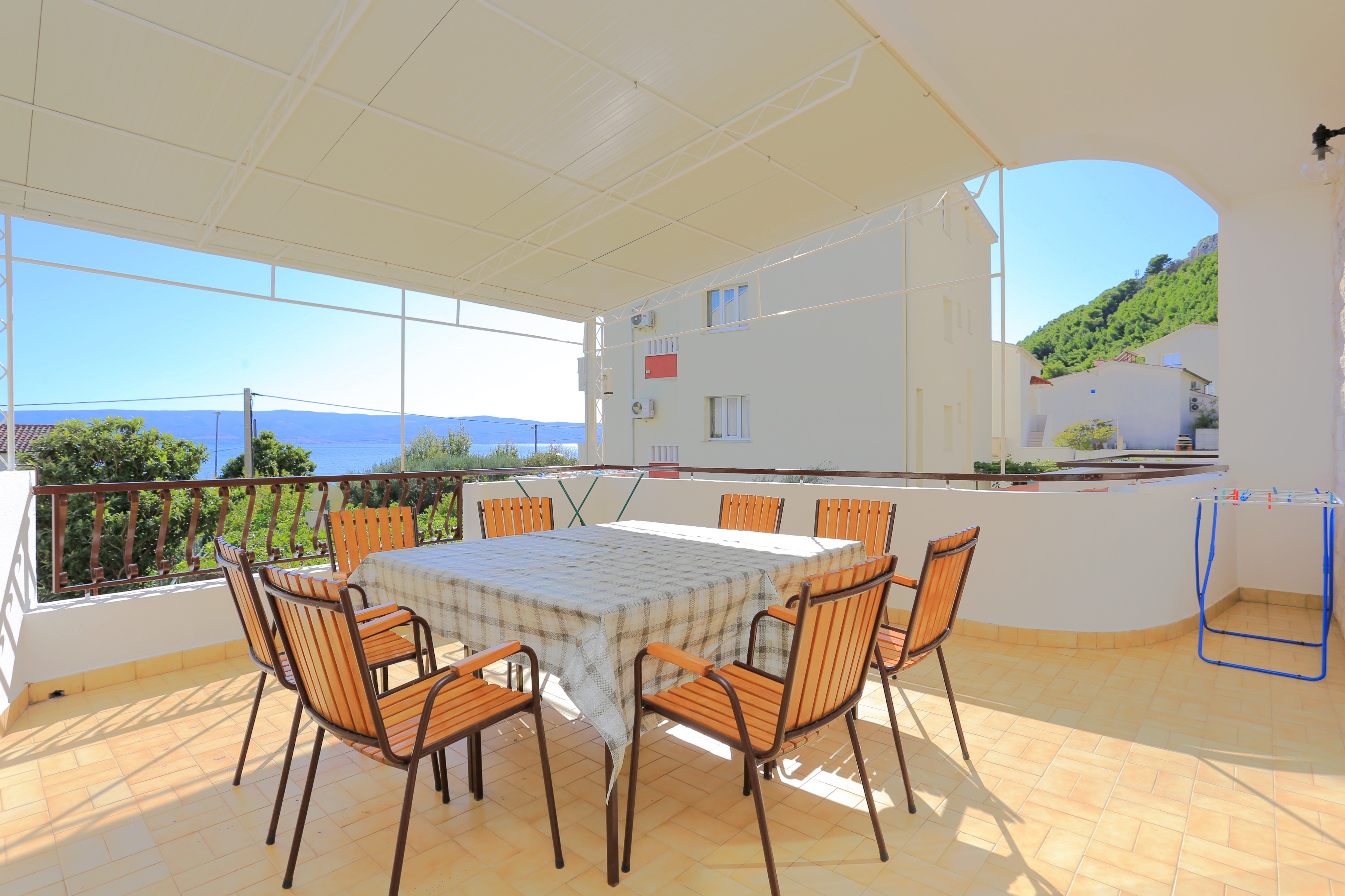 Three bedroom apartment with terrace and sea view Duće, Omiš  A-b