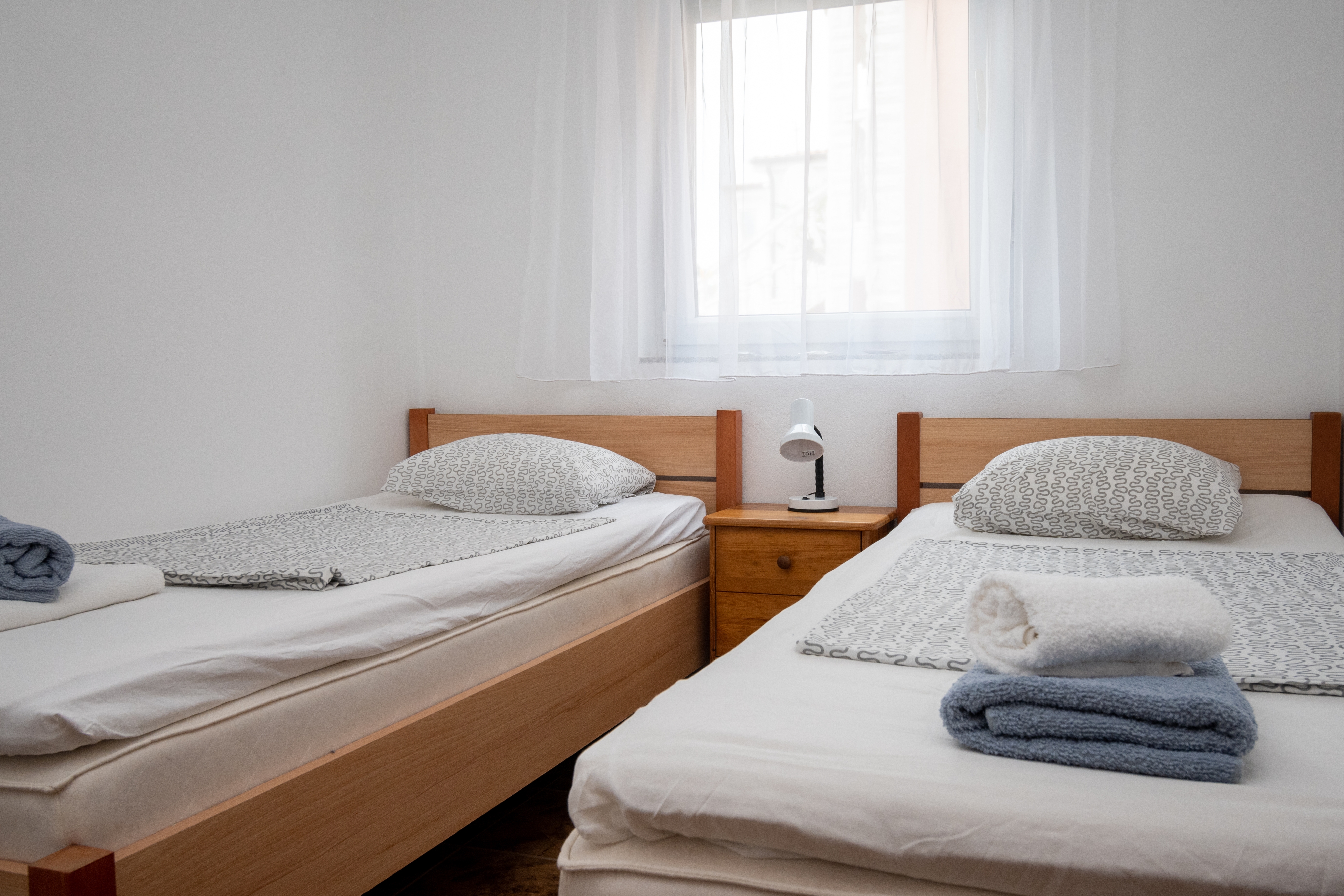 Two bedroom apartment with terrace Vir  A-b
