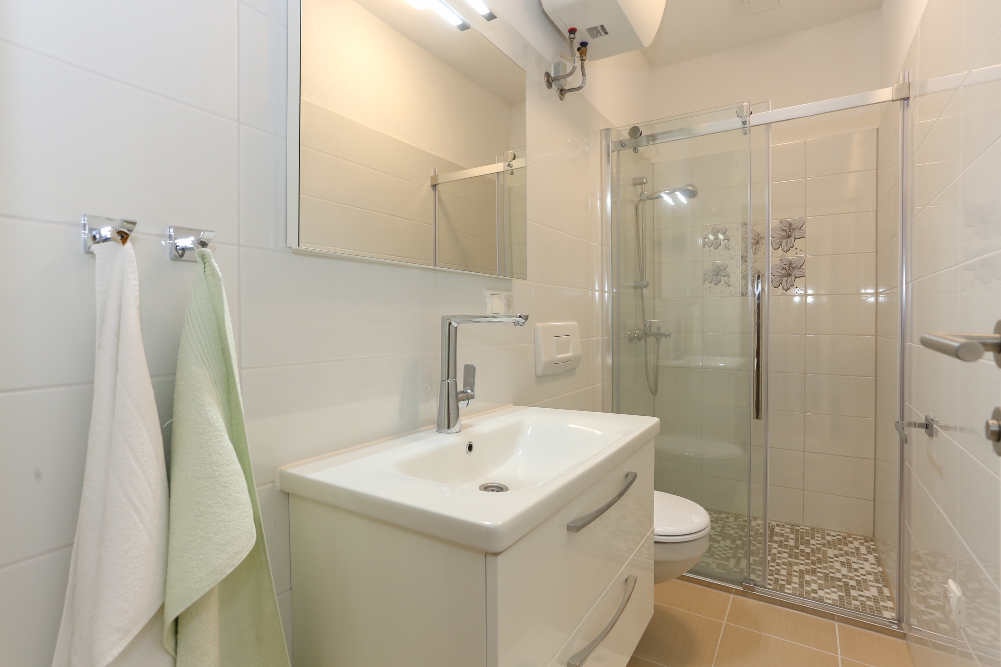 Three bedroom apartment with balcony Trogir  A-a