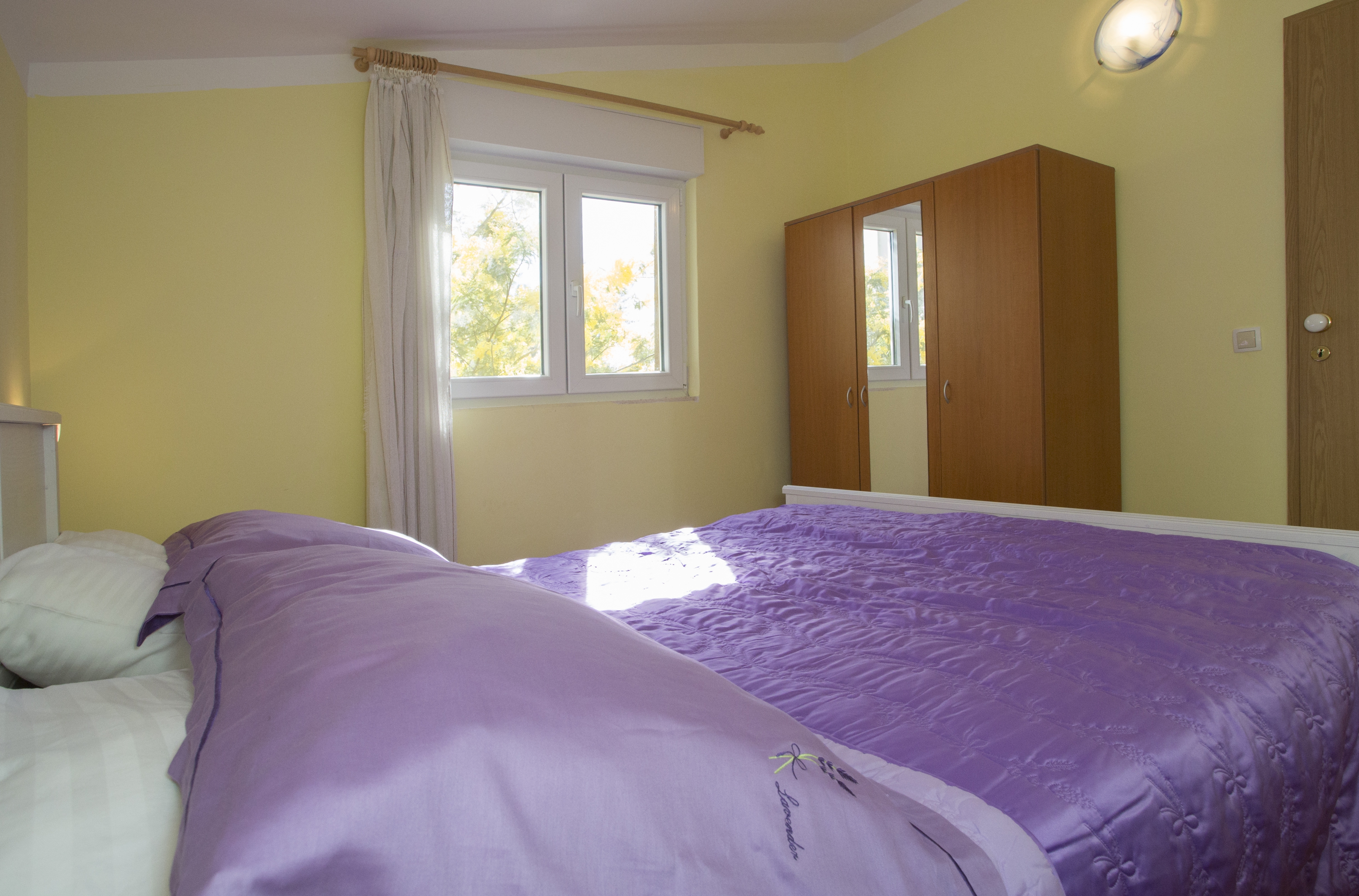 Two bedroom apartment with terrace and sea view Mavarštica, Čiovo  A-c