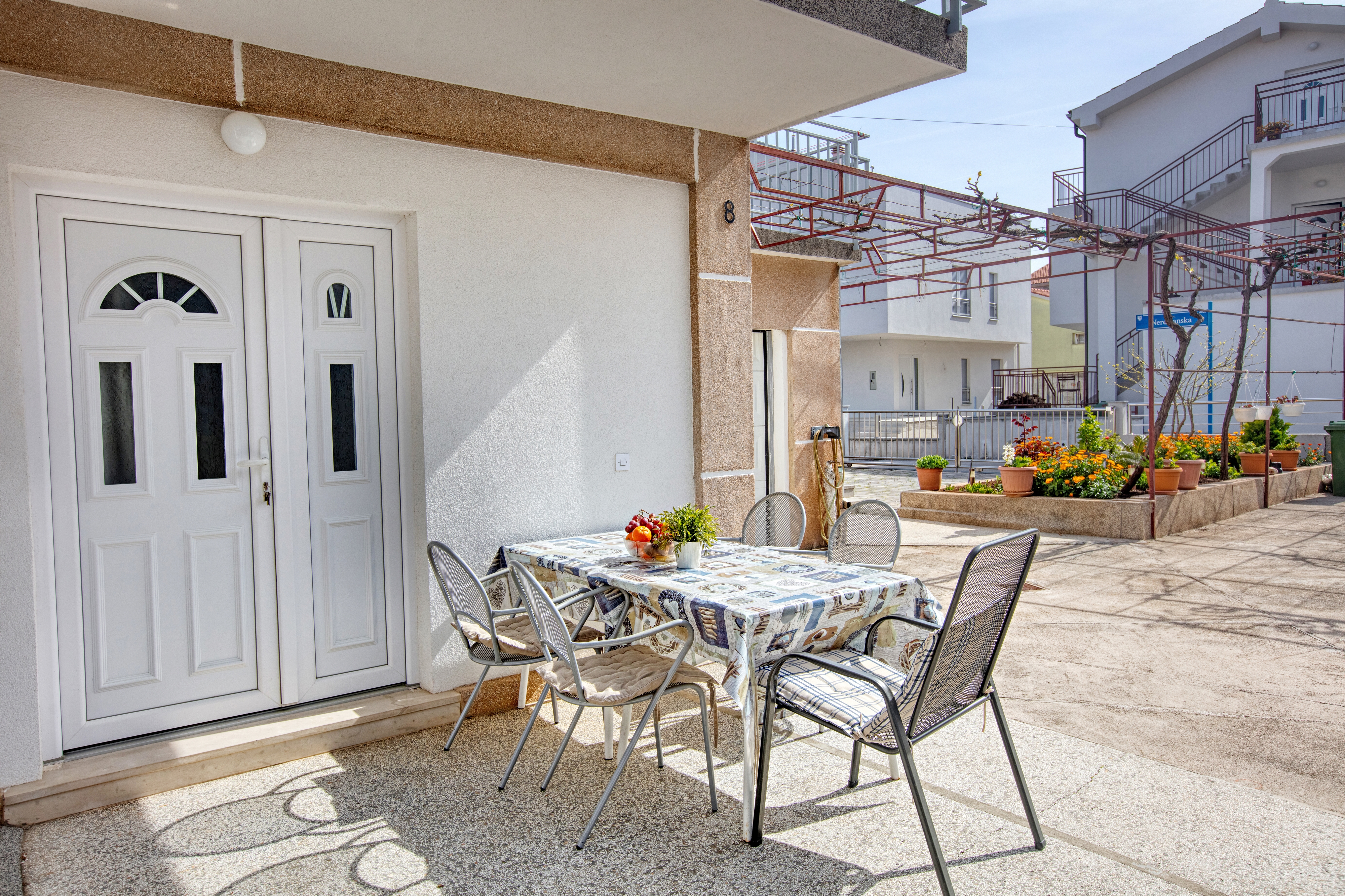 One bedroom apartment with terrace Vodice  A-b