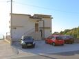 Parking lot Stanići, Omiš, Parking lot 12723 - Apartments near sea with pebble beach.