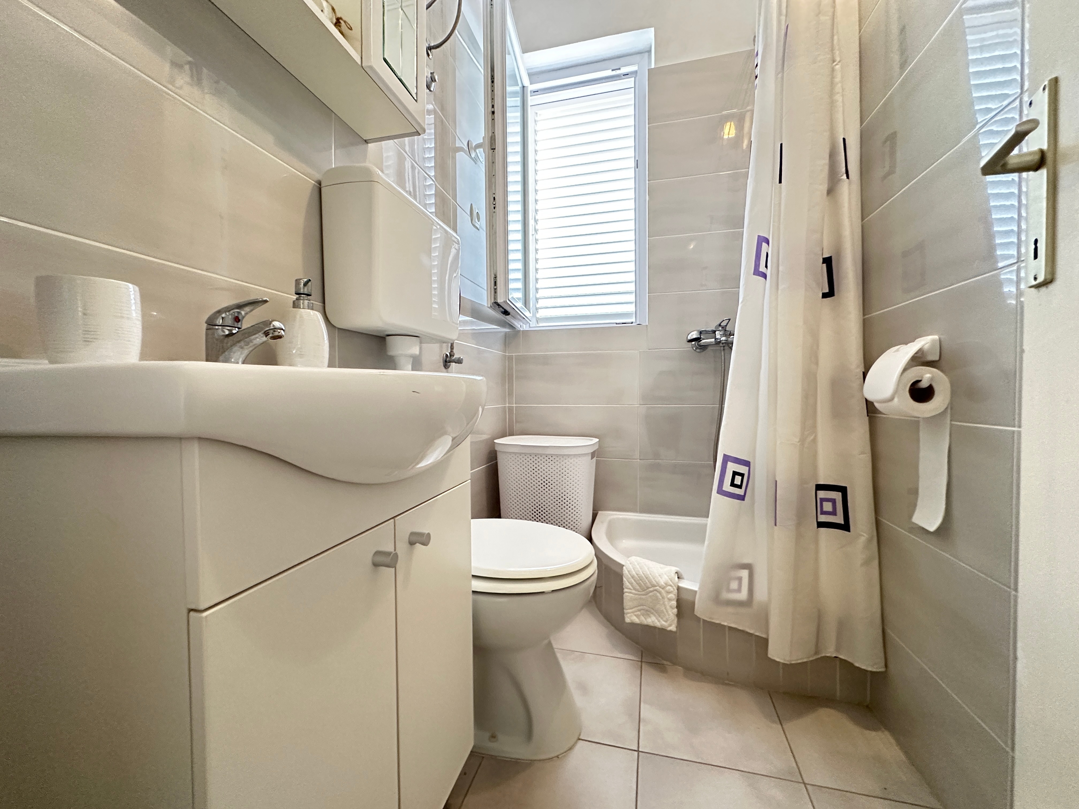 Two bedroom apartment with terrace and sea view Sali, Dugi otok  A-a