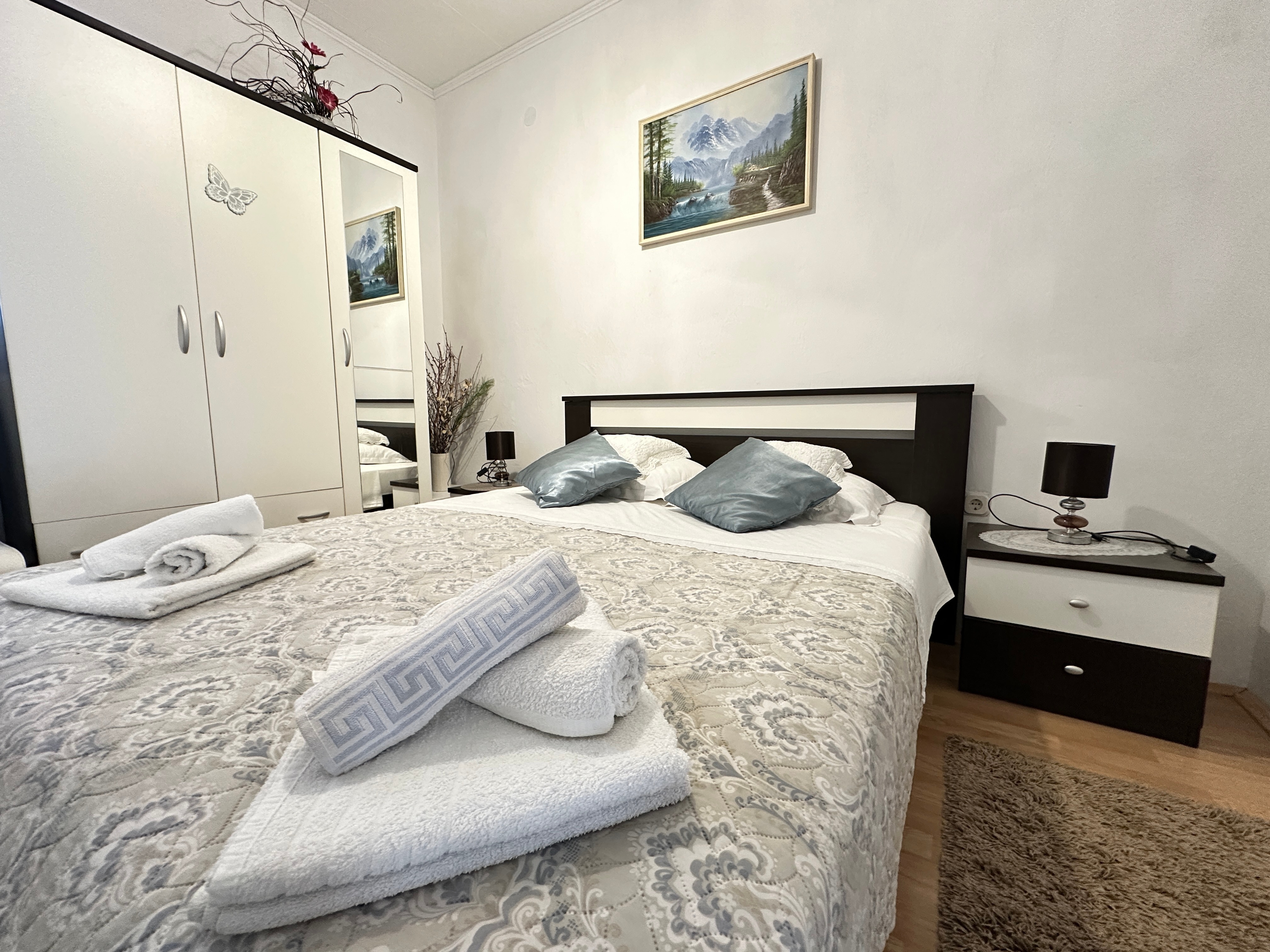 Two bedroom apartment with terrace and sea view Sali, Dugi otok  A-a