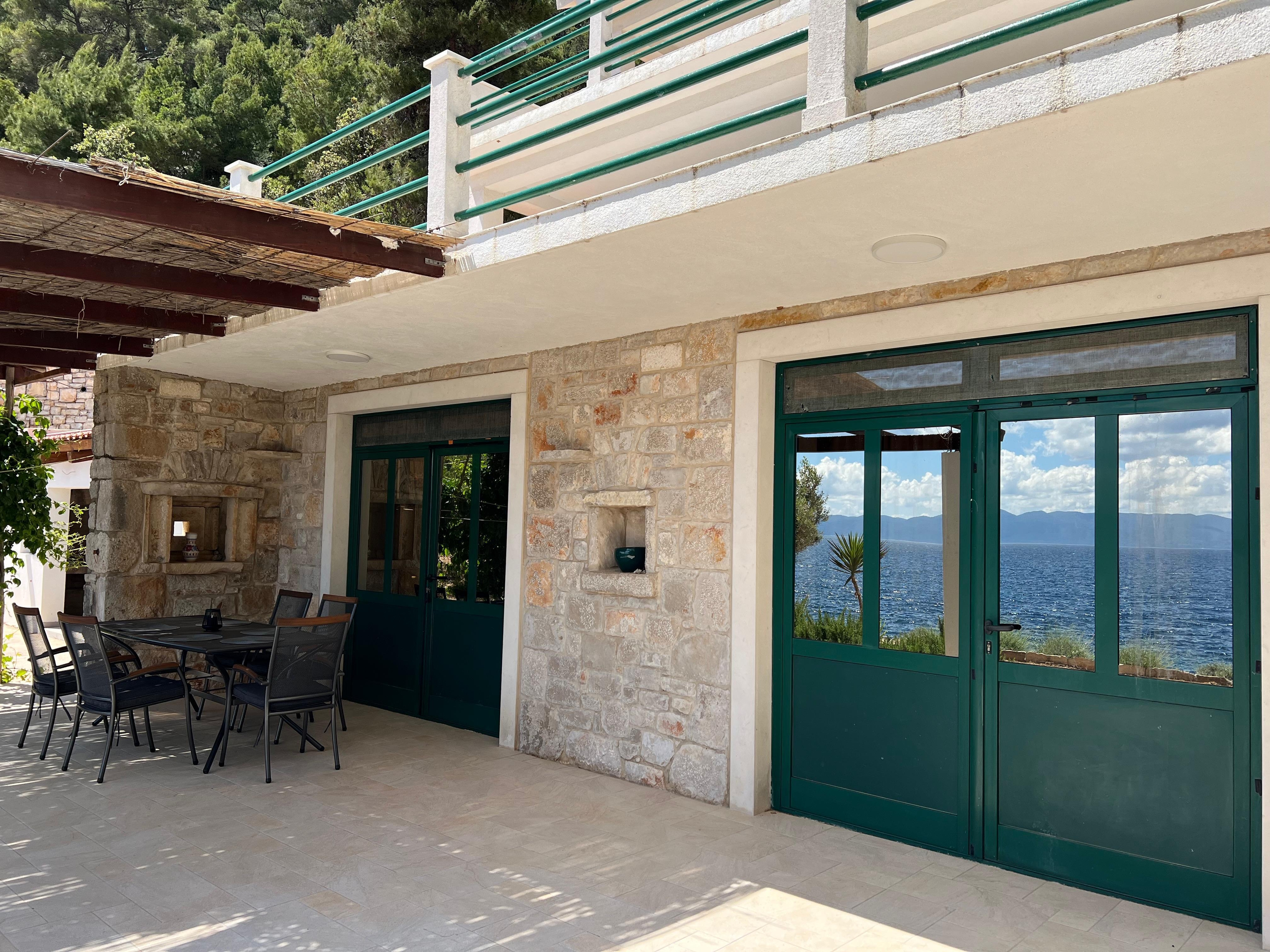 Two bedroom apartment near beach Cove Rapak, Hvar (A-12779-b) Two bedroom apartment near beach Cove Rapak, Hvar (A-12779-b)