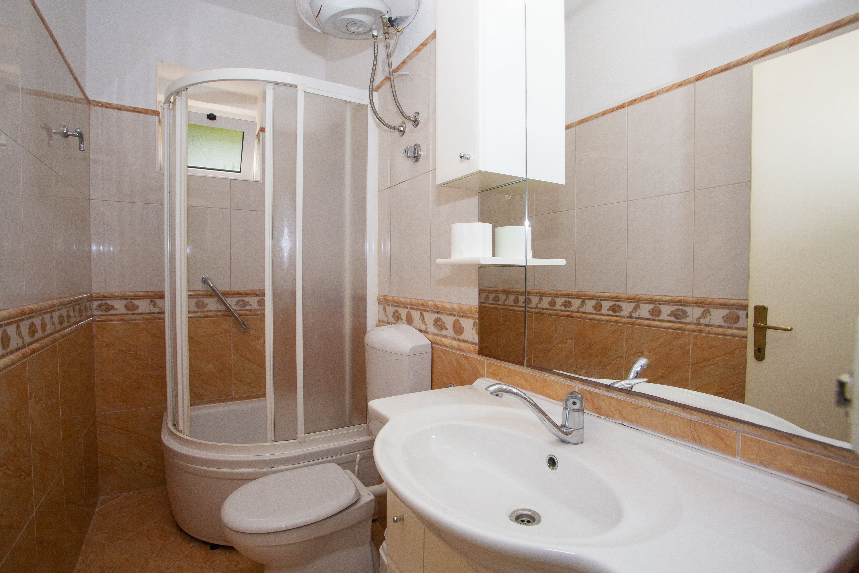 Two bedroom apartment with terrace Podgora, Makarska  A-a
