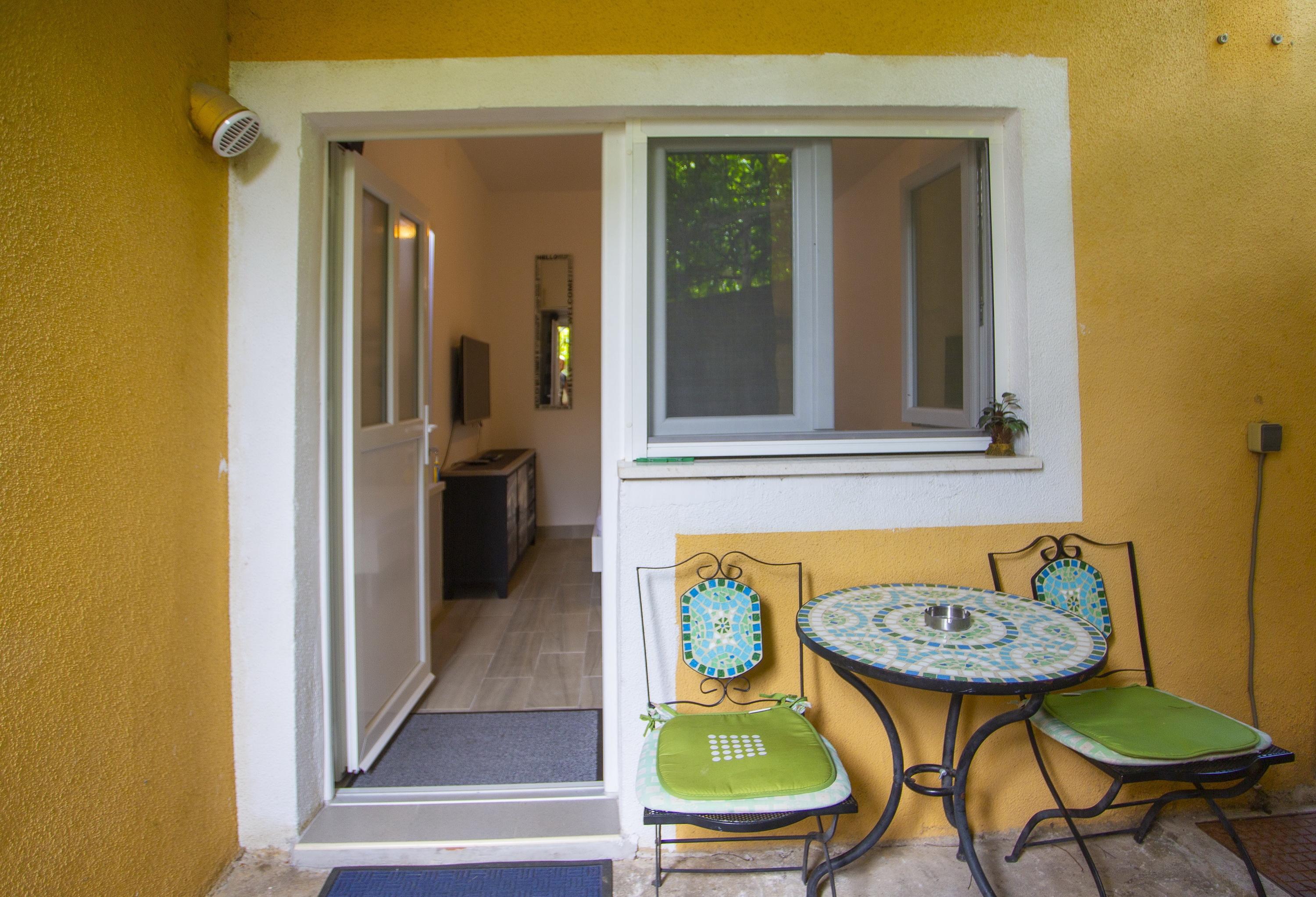 Studio flat with terrace Podgora, Makarska (AS-12816-c) Studio flat with terrace Podgora, Makarska (AS-12816-c)