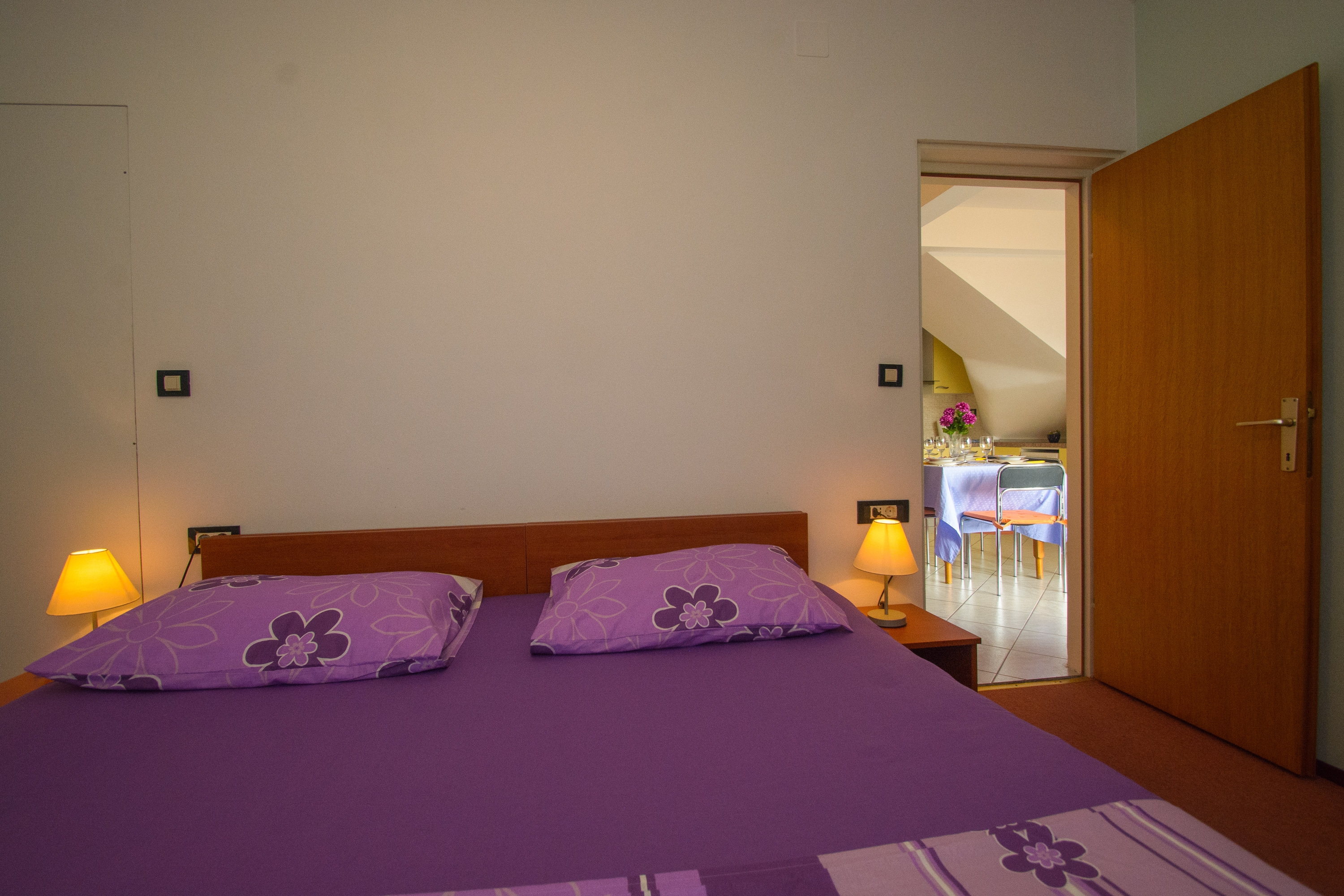 One bedroom apartment with terrace and sea view Rogoznica  A-b