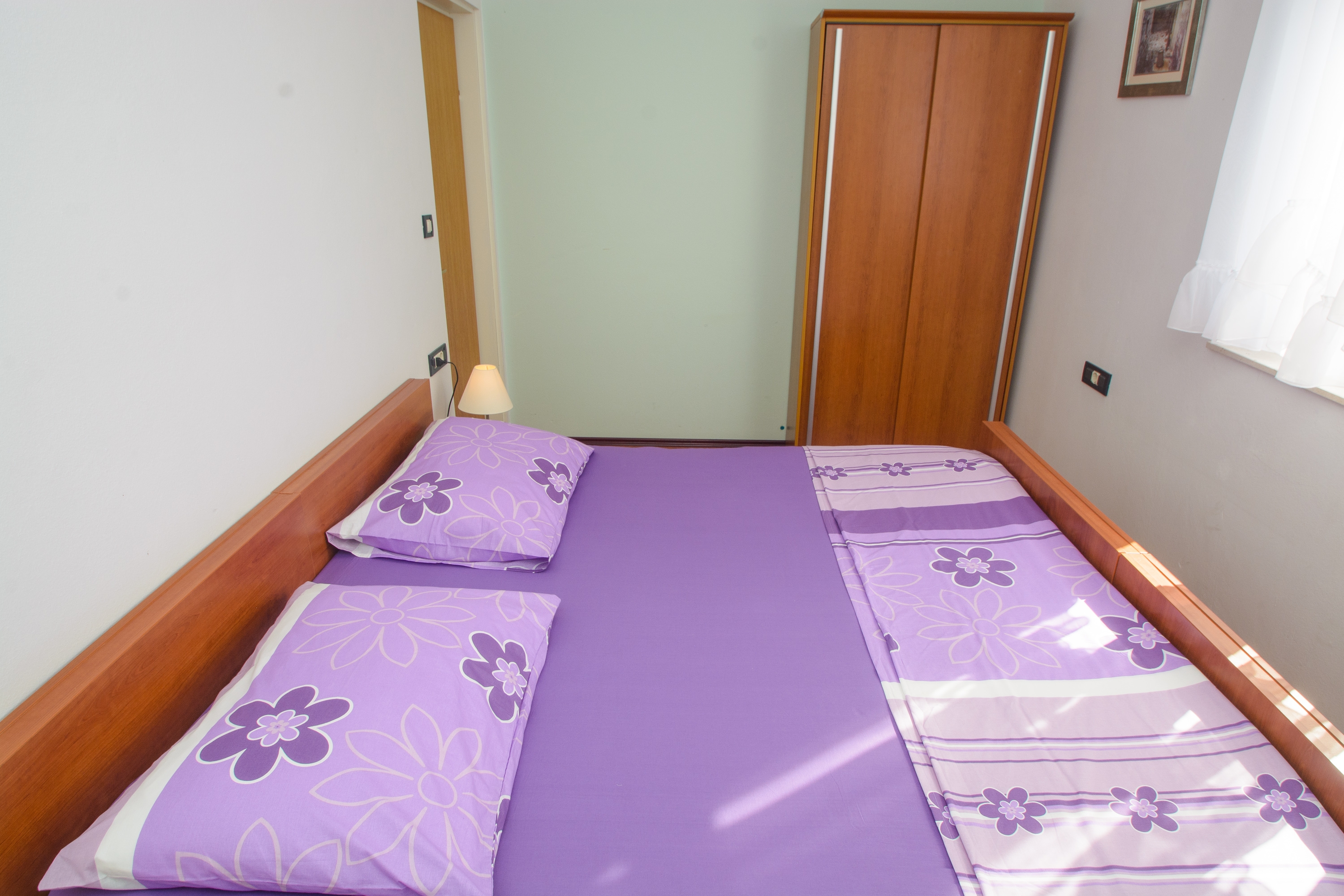 One bedroom apartment with terrace and sea view Rogoznica  A-b