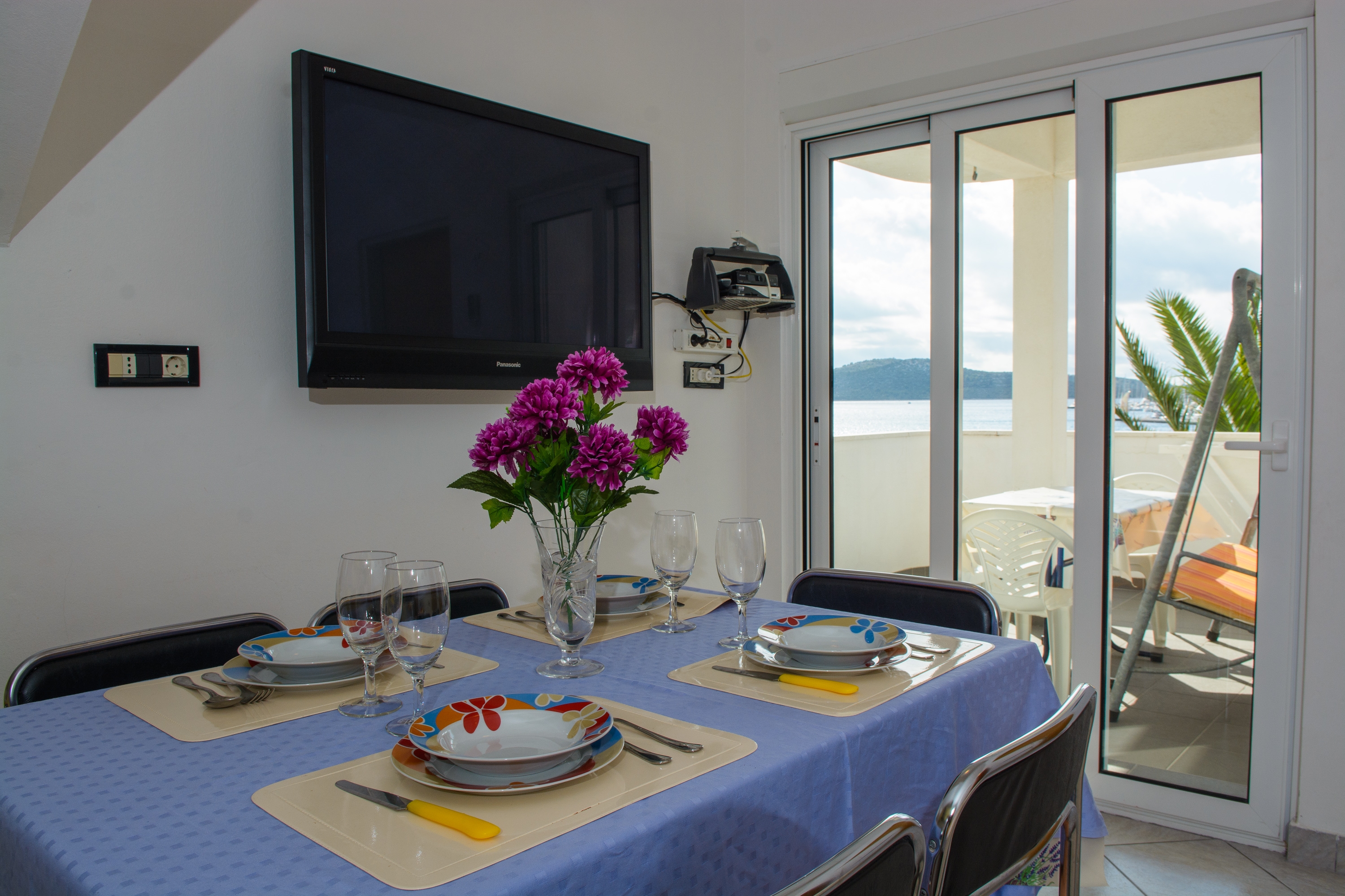 One bedroom apartment with terrace and sea view Rogoznica (A-12820-b) One bedroom apartment with terrace and sea view Rogoznica (A-12820-b)