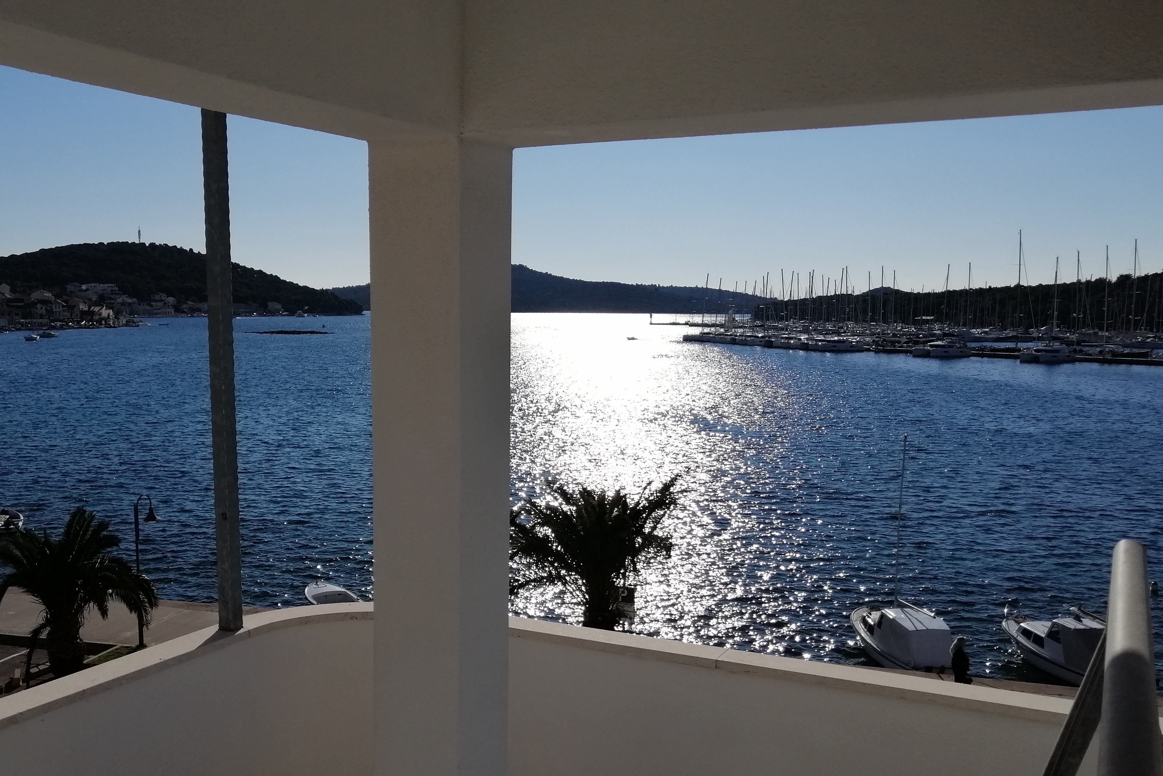 One bedroom apartment with terrace and sea view Rogoznica  A-b