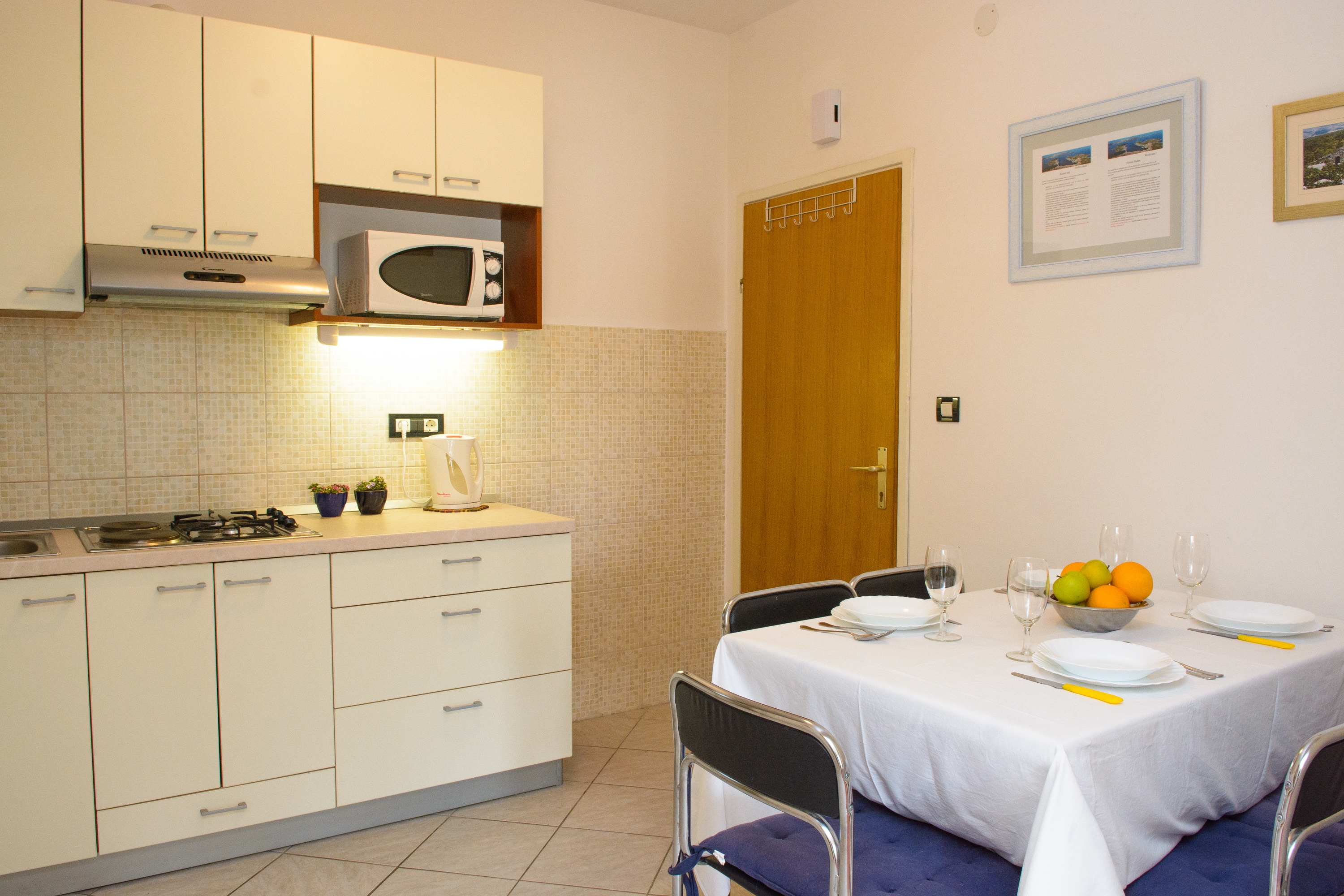 One bedroom apartment with terrace and sea view Rogoznica (A-12820-c) One bedroom apartment with terrace and sea view Rogoznica (A-12820-c)