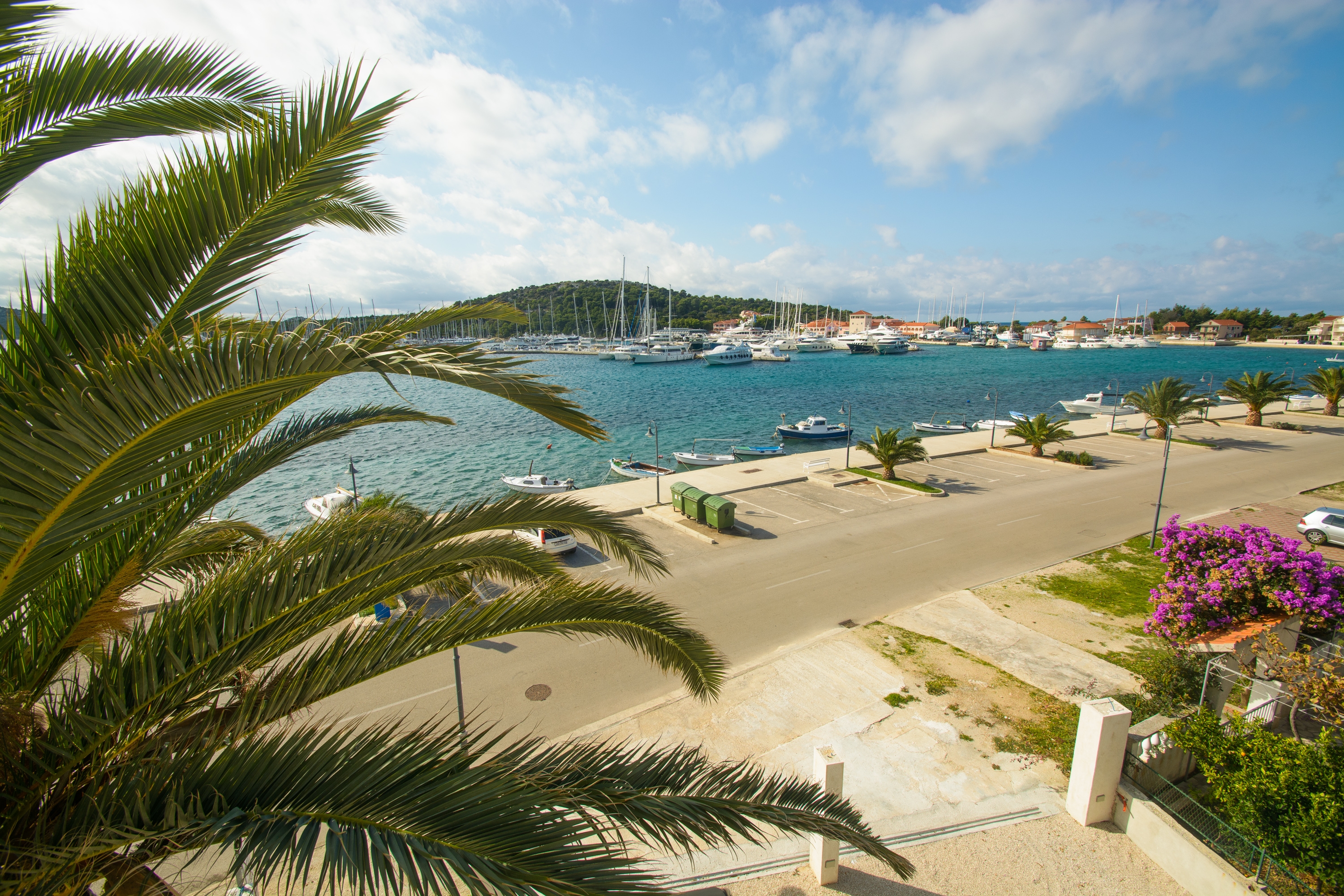 One bedroom apartment with terrace and sea view Rogoznica  A-c