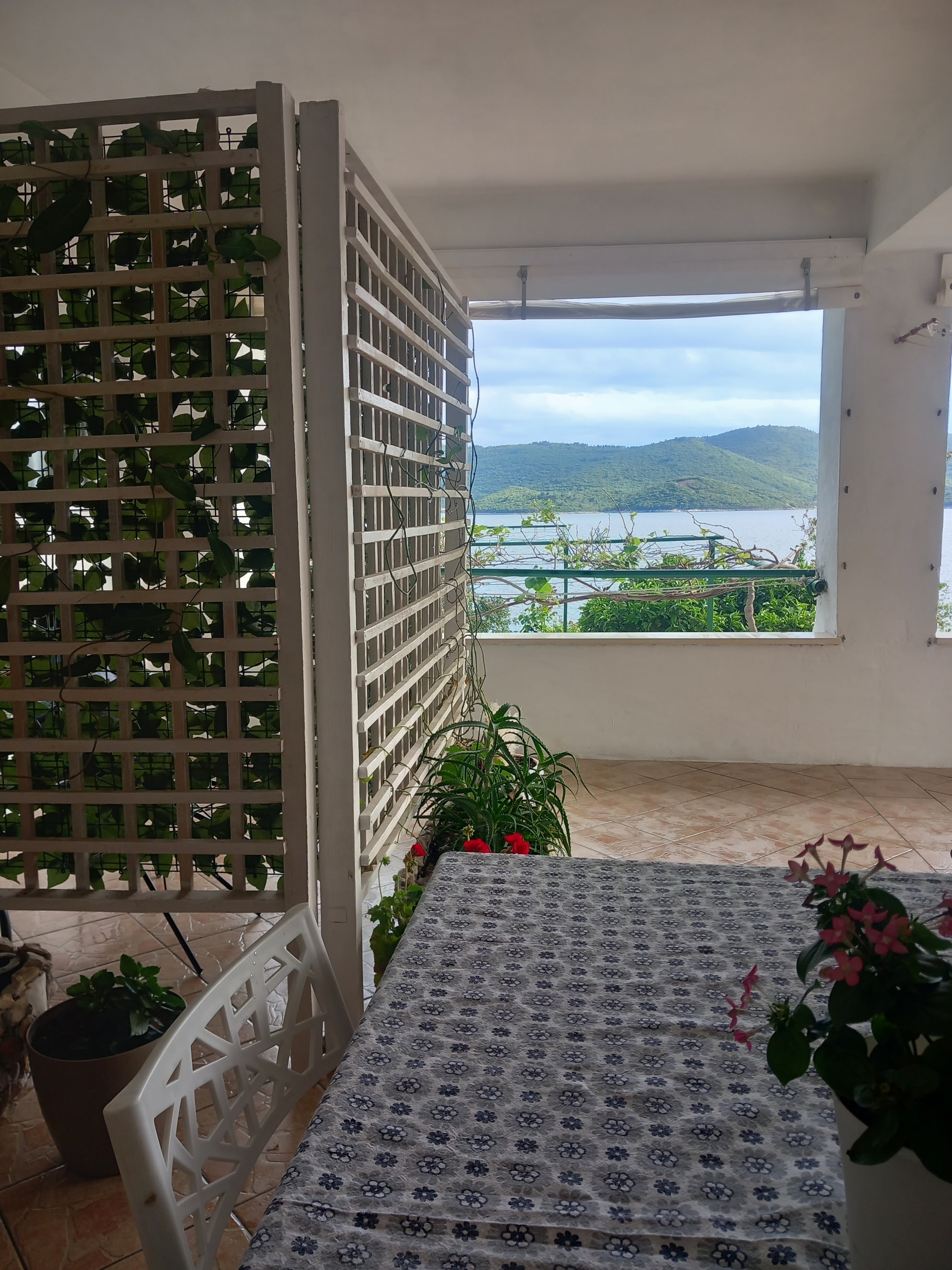 Dvosobni apartman uz plažu Kučište, Pelješac  A-a