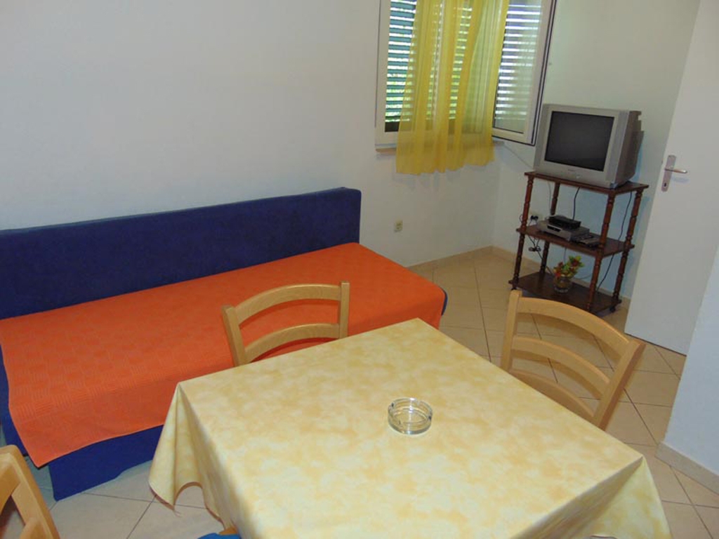 One bedroom apartment with terrace and sea view Sućuraj, Hvar (A-12887-b)