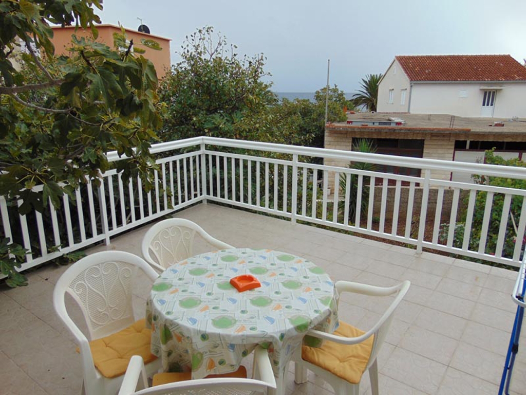 One bedroom apartment with terrace and sea view Sućuraj, Hvar (A-12887-b) One bedroom apartment with terrace and sea view Sućuraj, Hvar (A-12887-b)