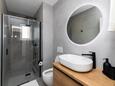 Ванная комната 1 Supetar, Ванная комната 1 в размещении типа apartment, Домашние животные допускаются и WiFi.