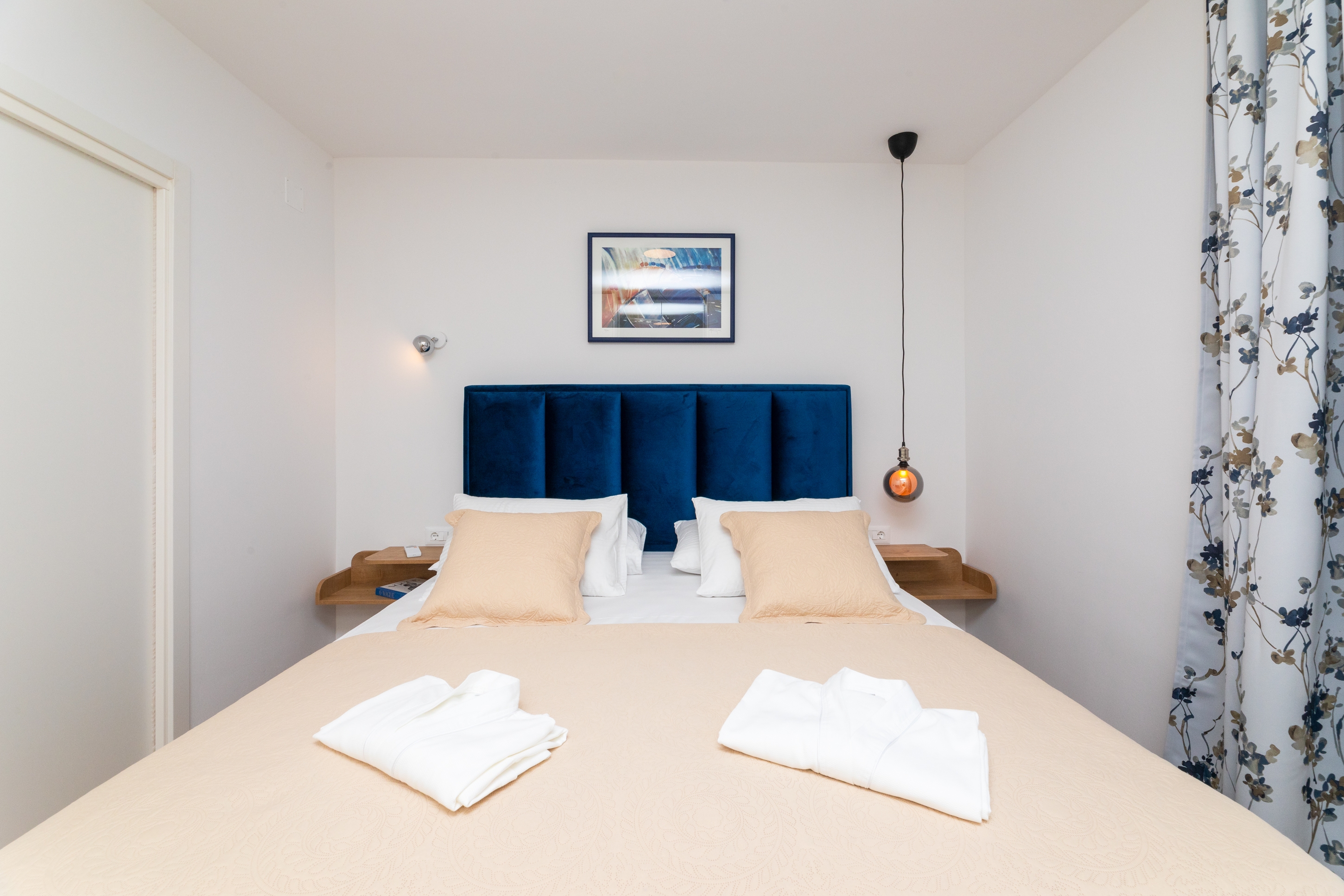 Two bedroom apartment with terrace Supetar, Brač  A-a