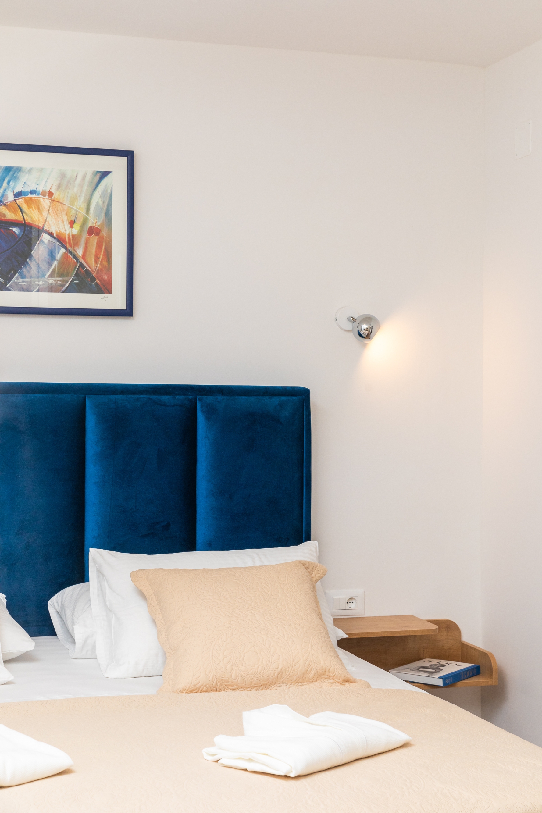 Two bedroom apartment with terrace Supetar, Brač  A-a