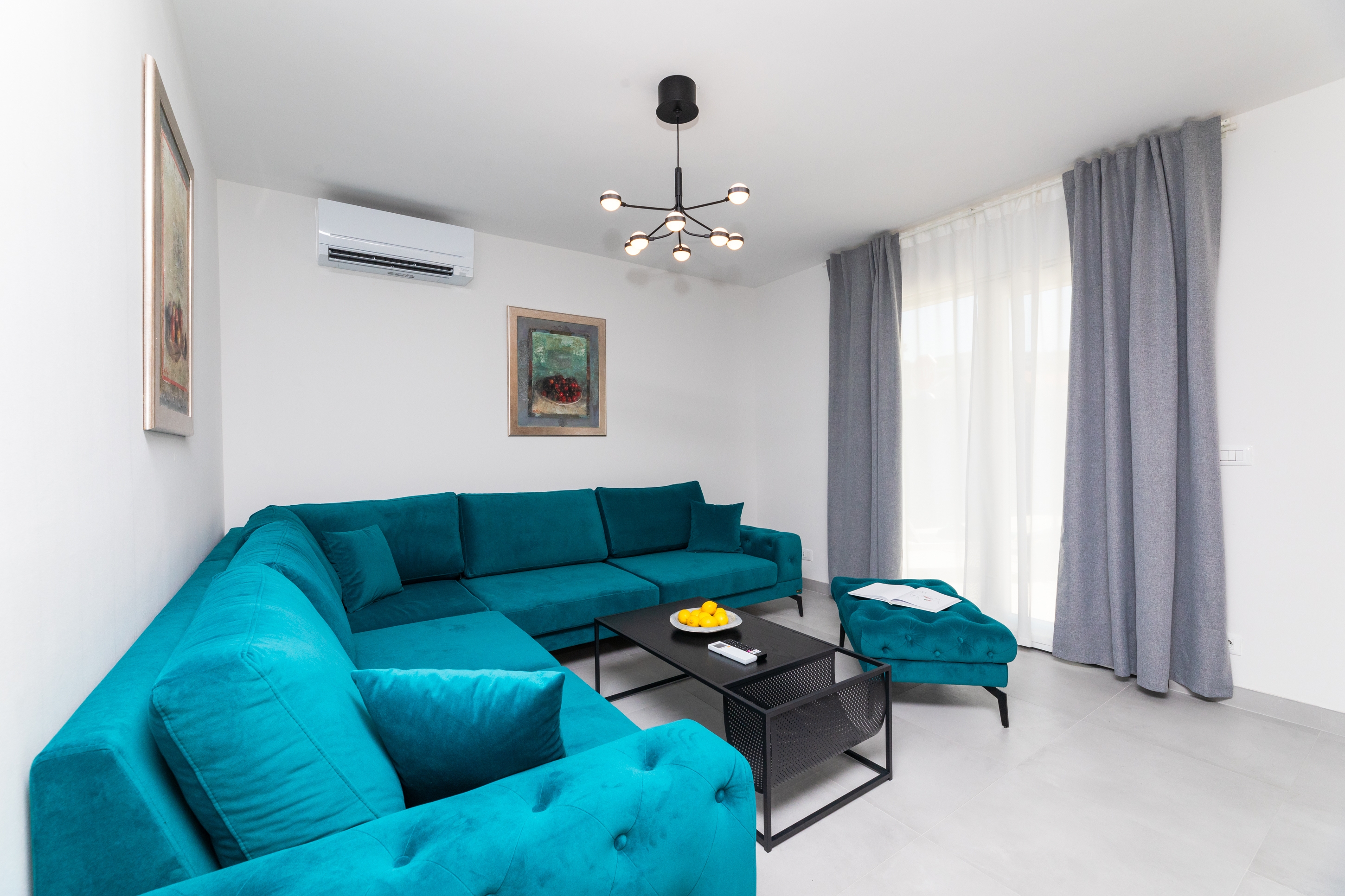 Two bedroom apartment with terrace Supetar, Brač (A-12893-a)