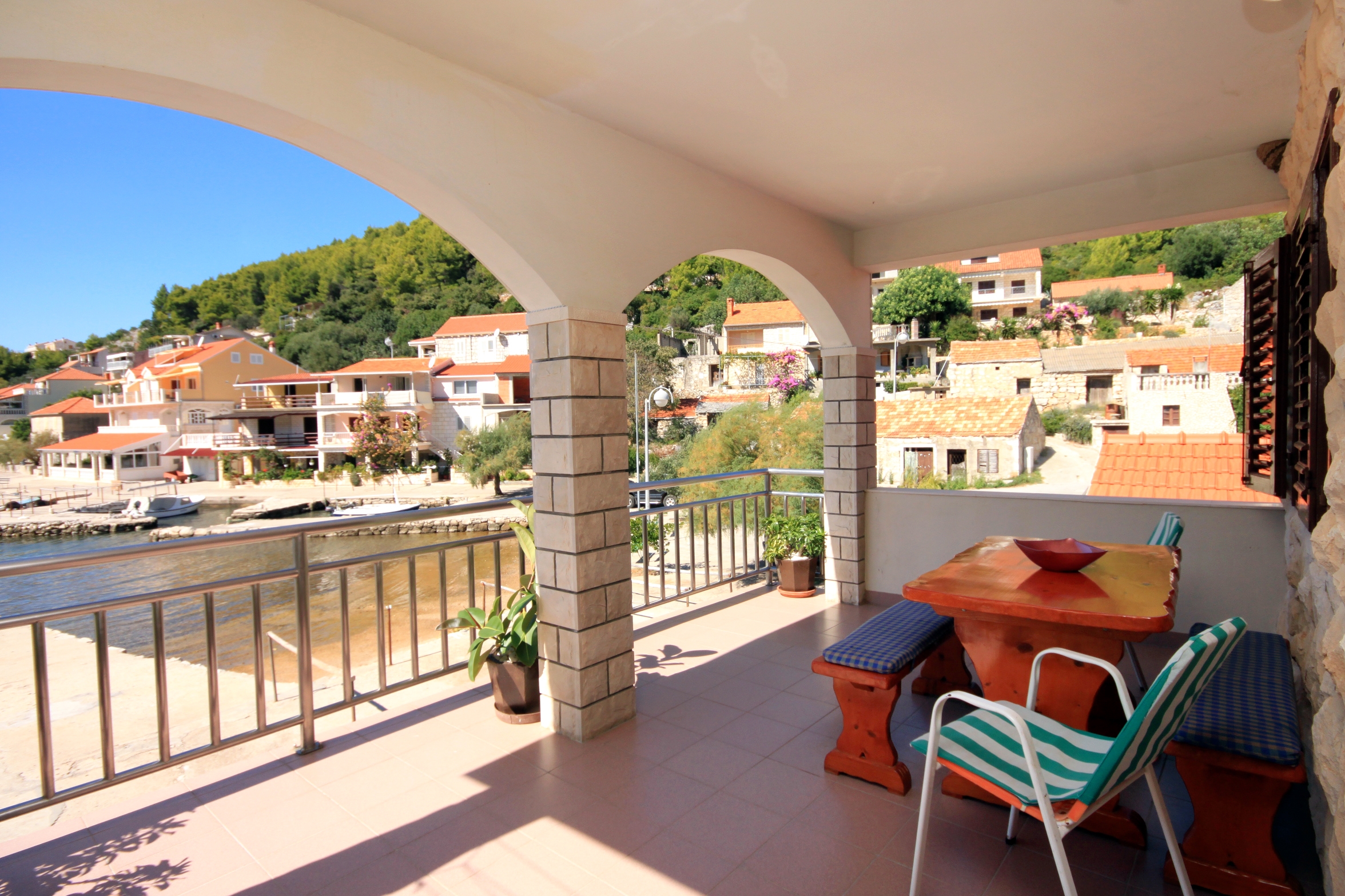 Three bedroom apartment with terrace and sea view Gršćica, Korčula  A-a