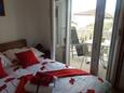 Spavaća soba Seget Vranjica, Spavaća soba u smještaju tipa apartment, WiFi.
