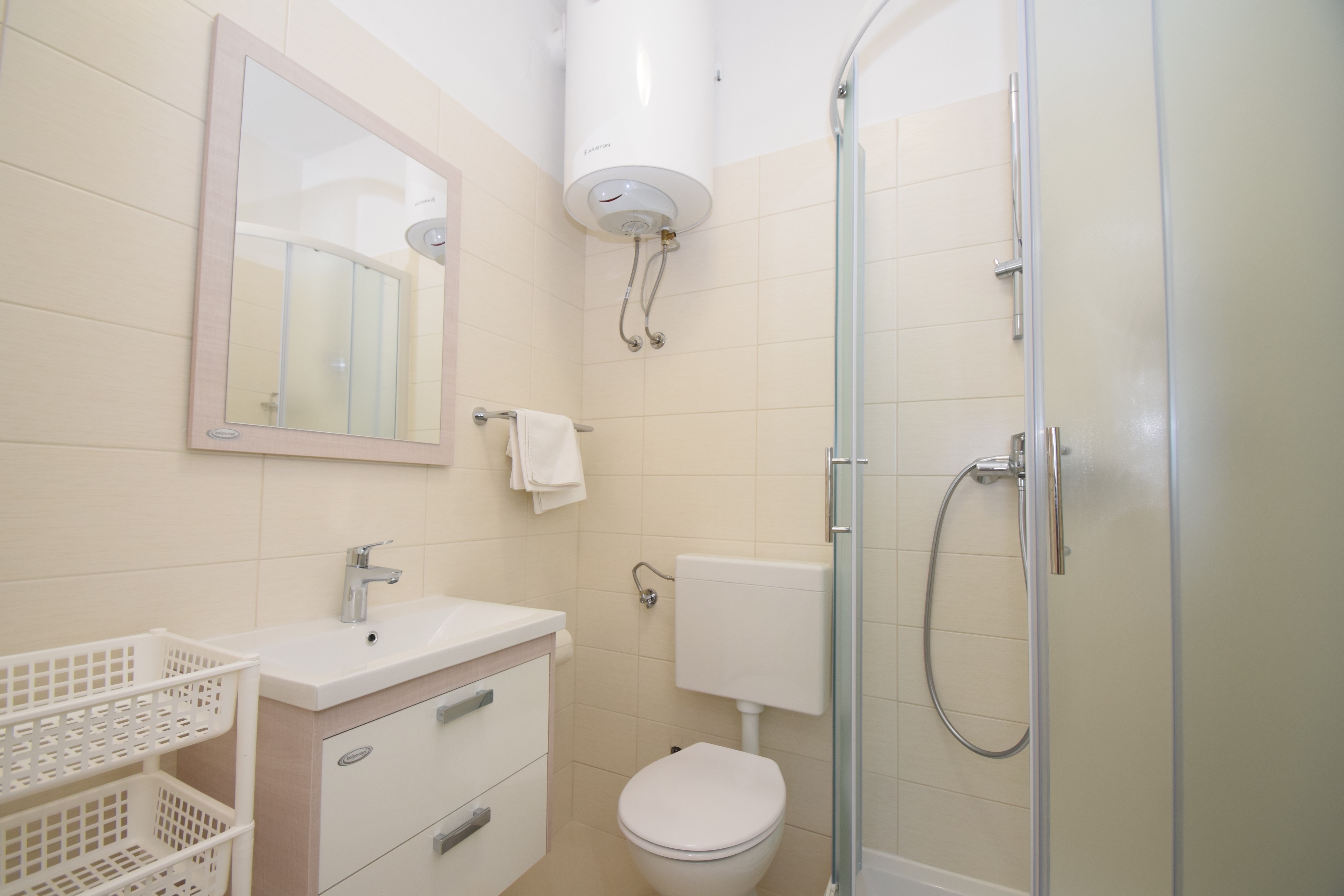 Two bedroom apartment with terrace and sea view Starigrad, Paklenica  A-a