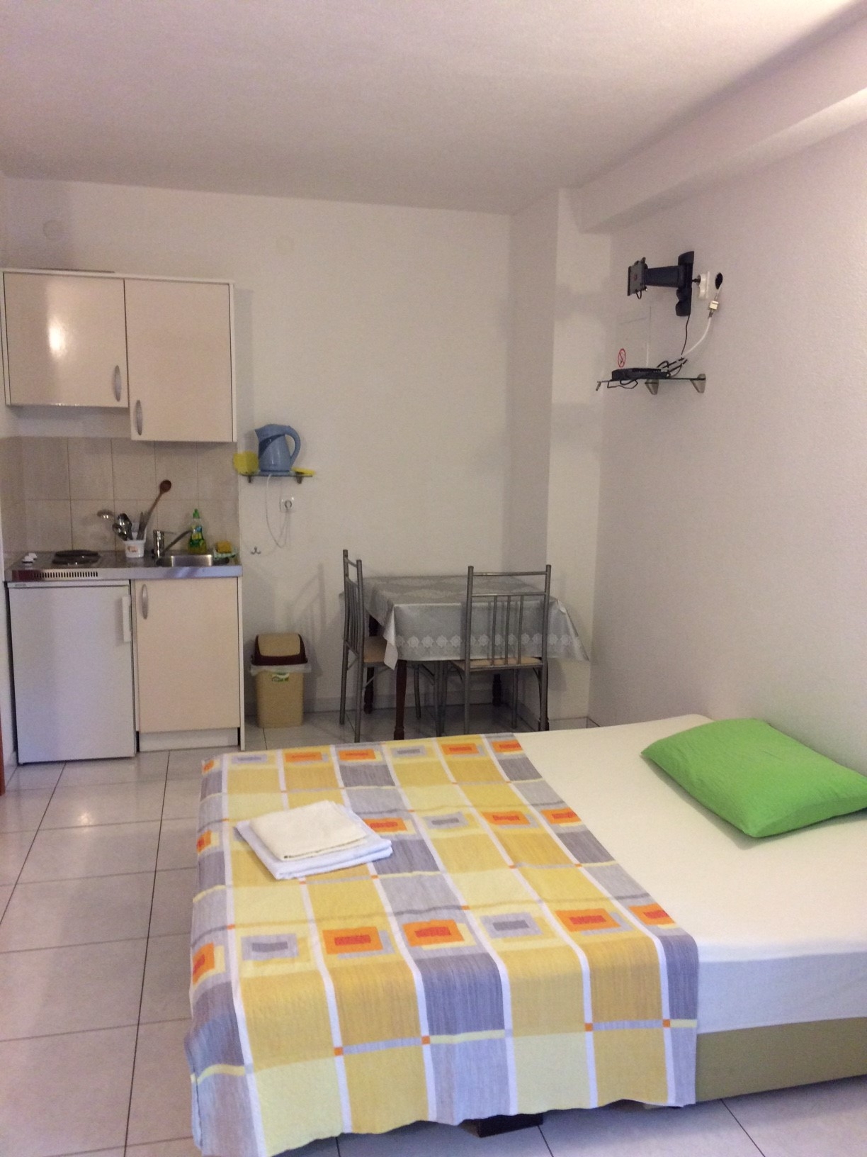 Studio flat with air-conditioning Zaostrog, Makarska (AS-12951-d) Studio flat with air-conditioning Zaostrog, Makarska (AS-12951-d)