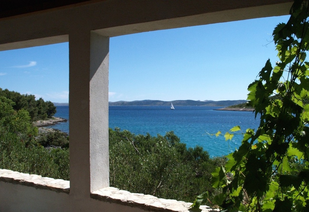 Three bedroom house near beach Cove Žinčena, Pašman  K