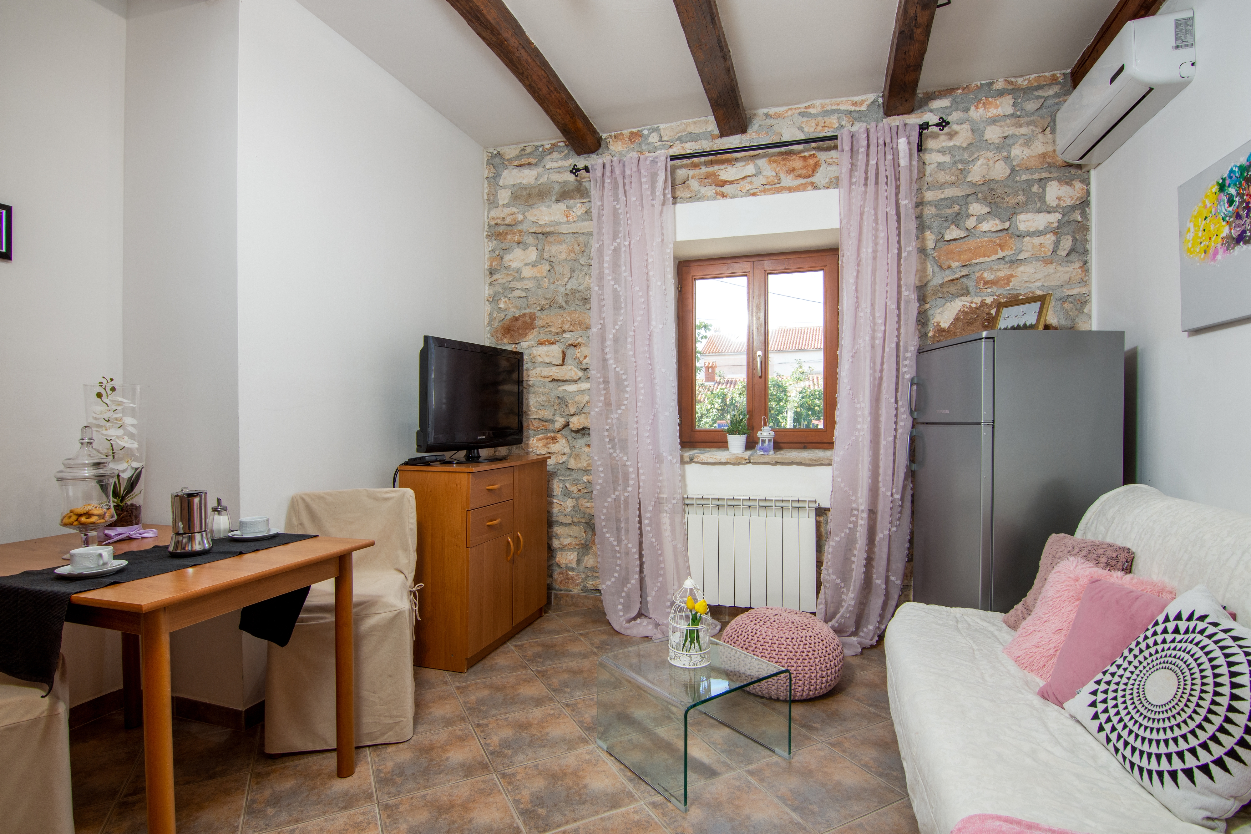 One bedroom apartment with air-conditioning Loborika, Pula (A-12983-b)