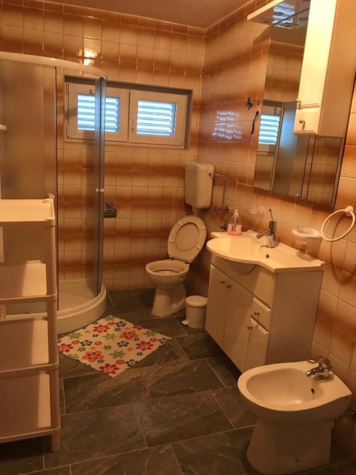 Three bedroom apartment with terrace and sea view Zaton, Zadar  A-a