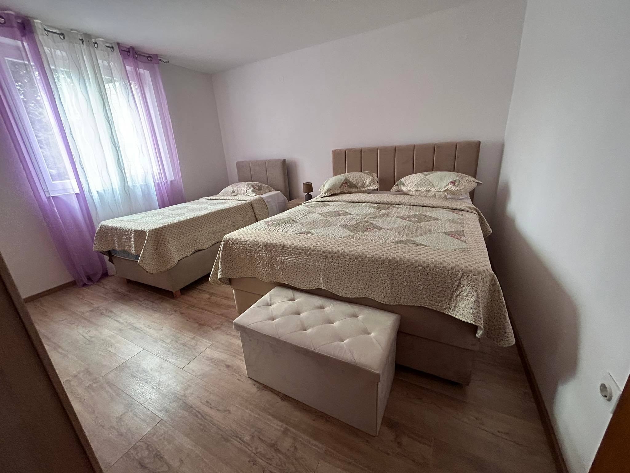 Three bedroom apartment with terrace and sea view Zaton, Zadar  A-b