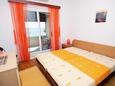 Ložnice Ivan Dolac, Ložnice v ubytování typu apartment, s klimatizací.